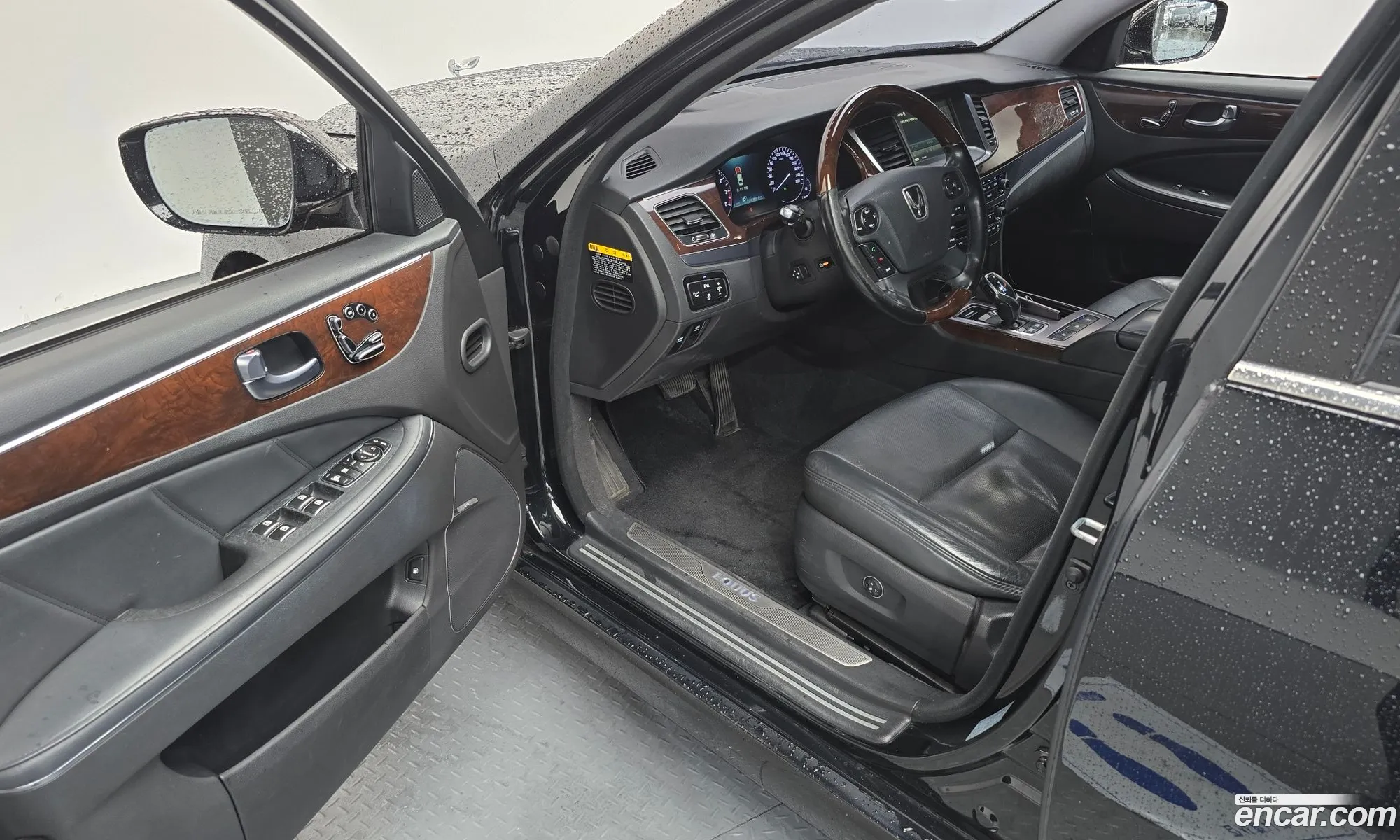 Hyundai Equus 2014 — 14