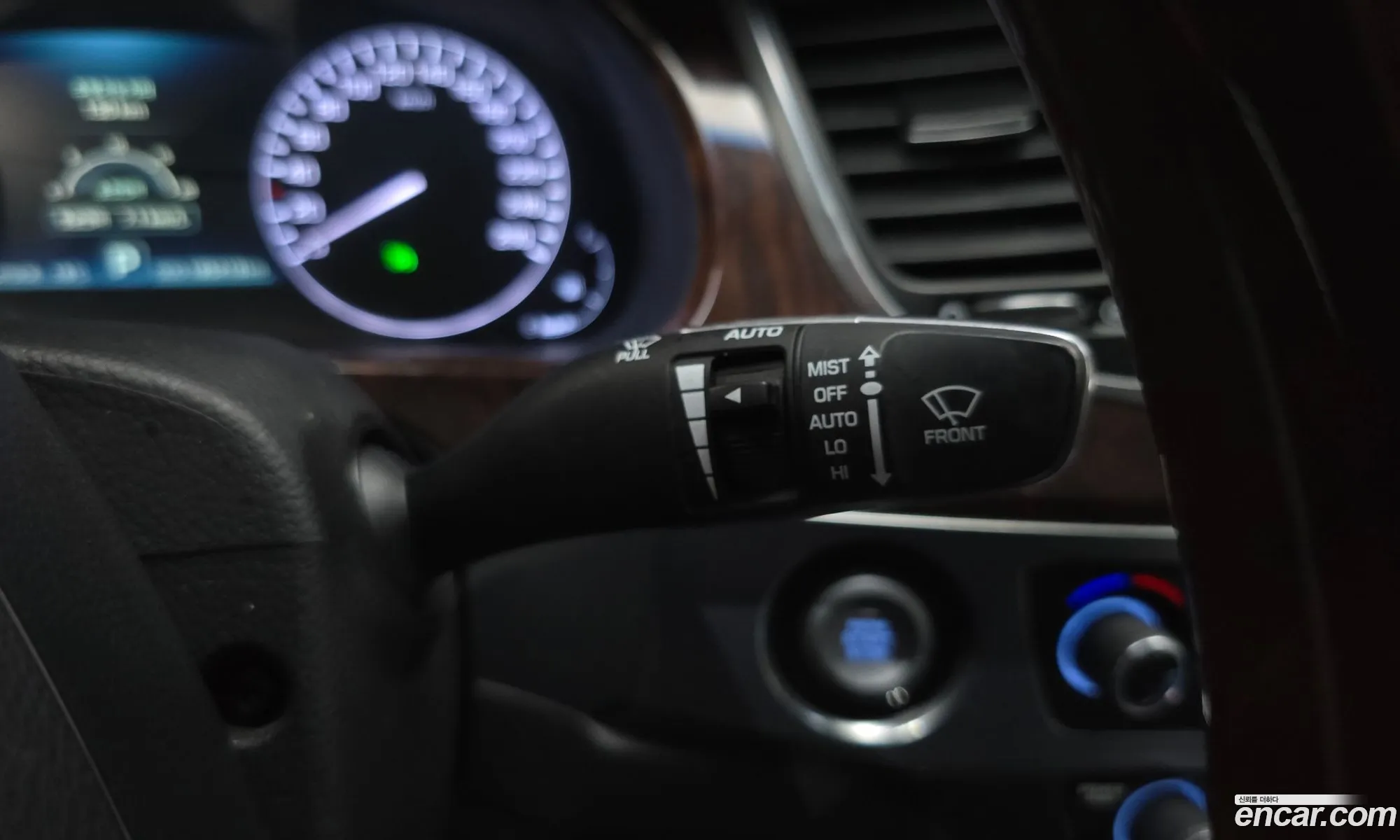 Hyundai Equus 2014 — 18