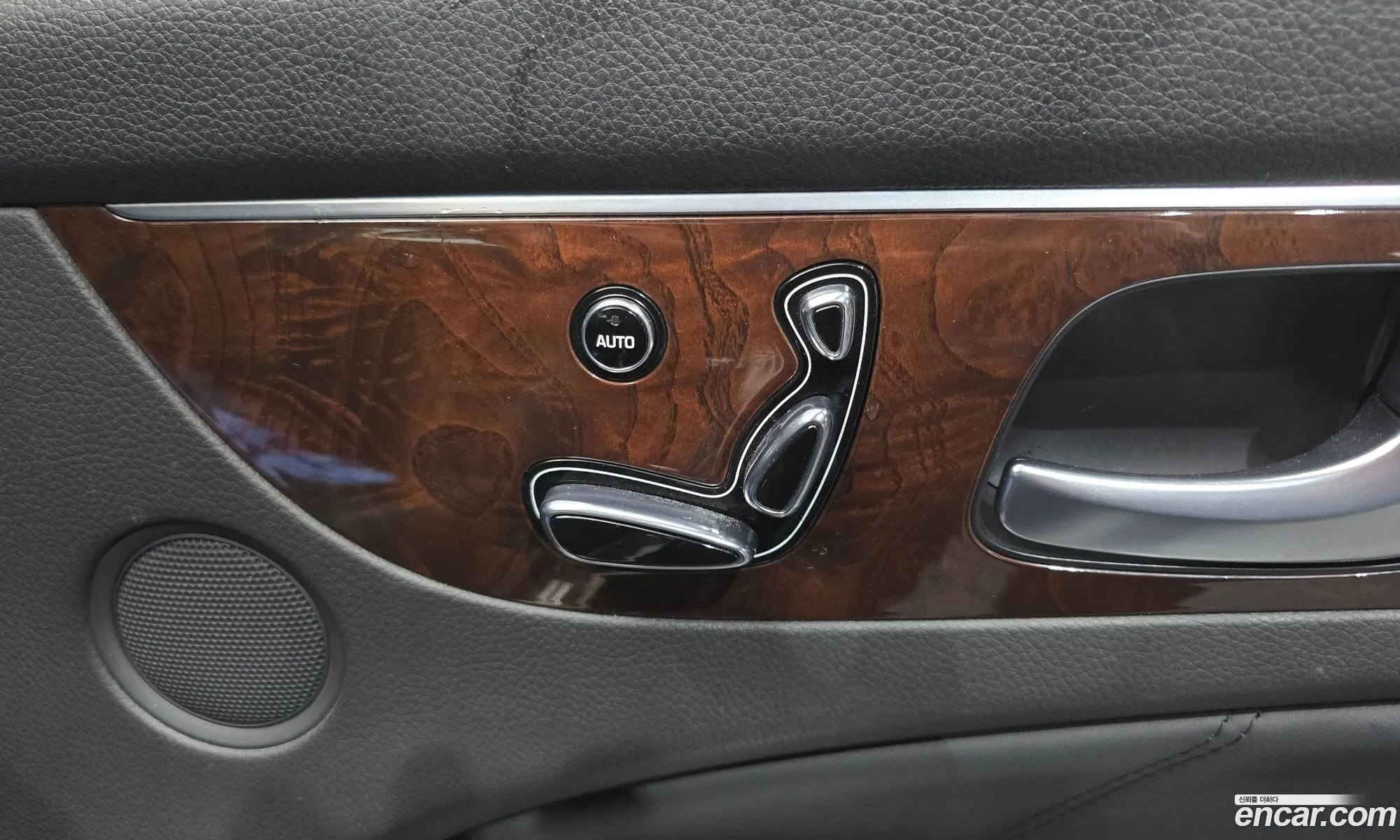 Hyundai Equus 2014 — 3