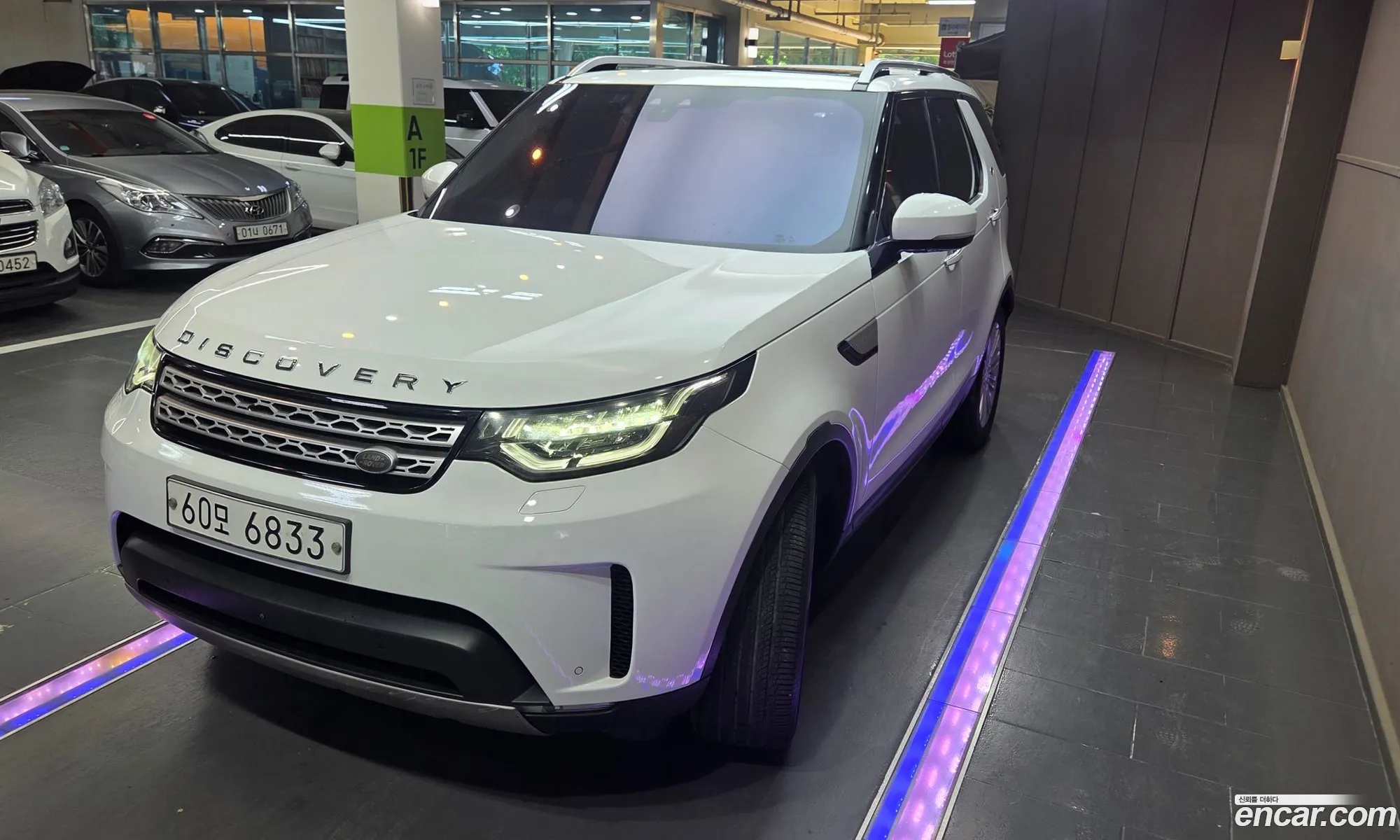 Land Rover Discovery 5 2017 — 6