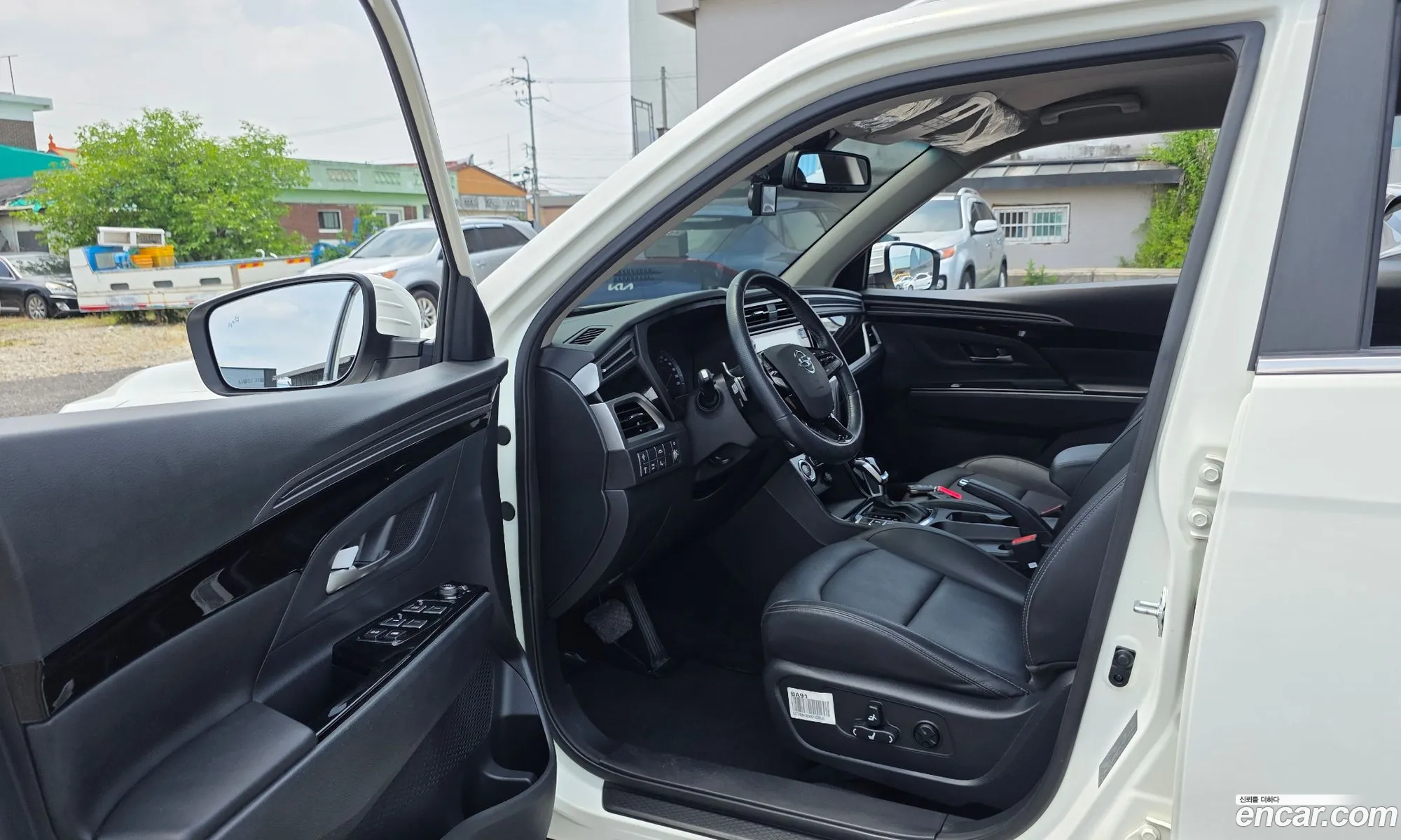 KG Mobility (SsangYong) Beautiful Korando 2019 — 28