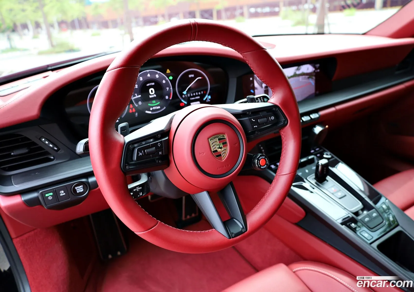 Porsche 911 2025 — 13