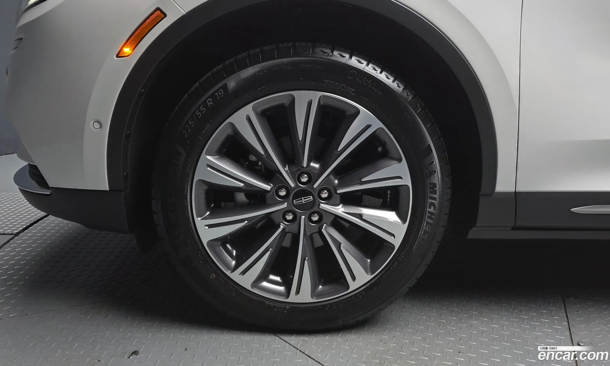 Lincoln Corsair 2022 5LMCJ2D98NUL00389 — 25