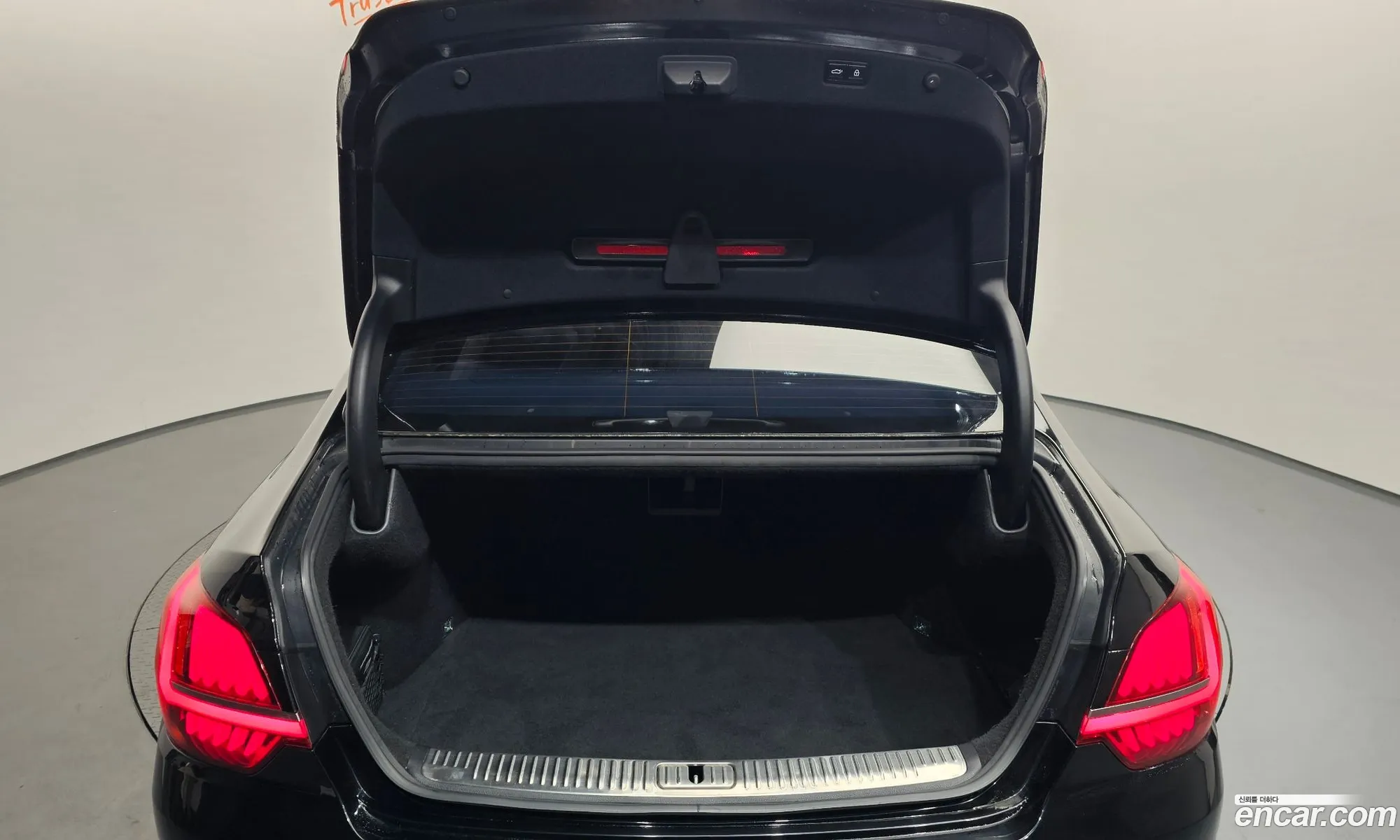 Kia K9 2023 — 43