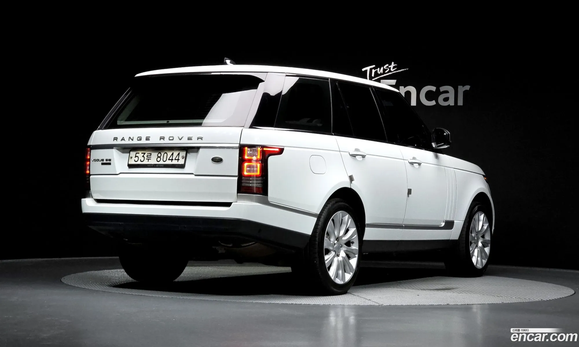 Land Rover Range Rover 2017 SALGA2FE7HA376591 — 17