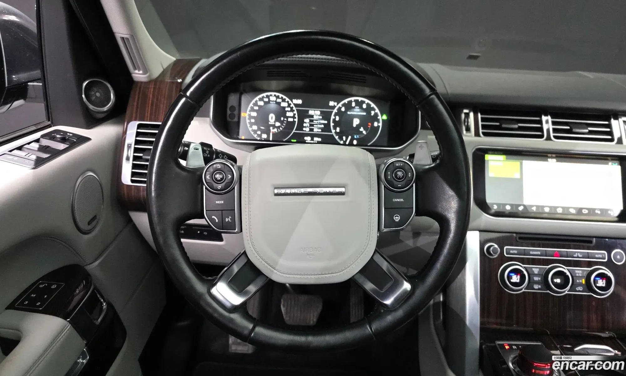 Land Rover Range Rover 2017 SALGA2FE7HA376591 — 10