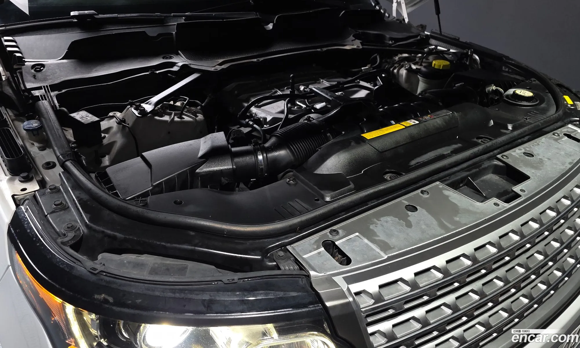 Land Rover Range Rover 2017 SALGA2FE7HA376591 — 8
