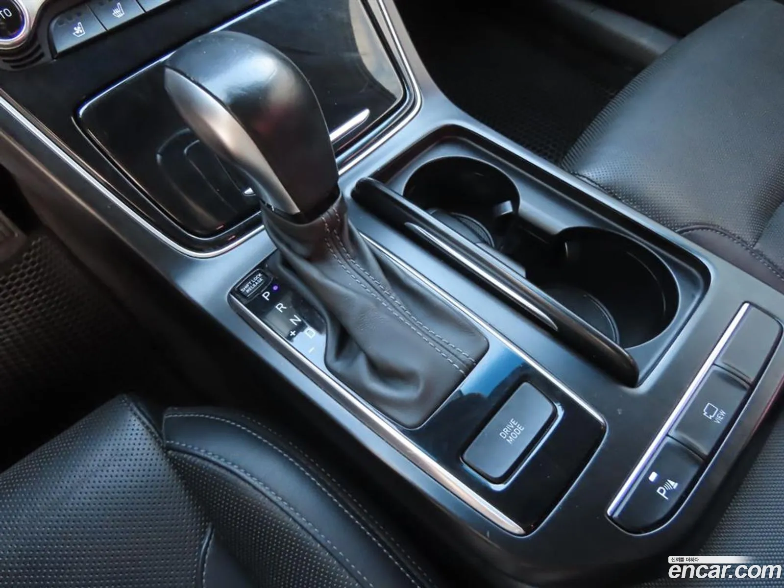 Hyundai Grandeur IG 2019 — 16