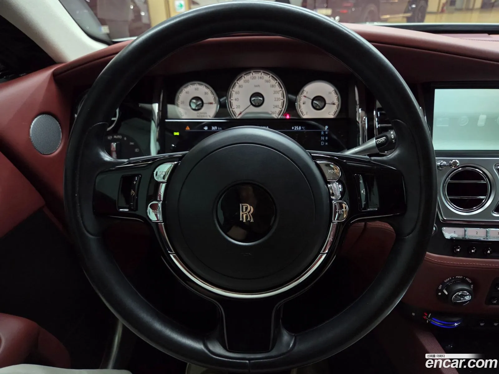 Rolls-Royce Wraith 2016 — 5