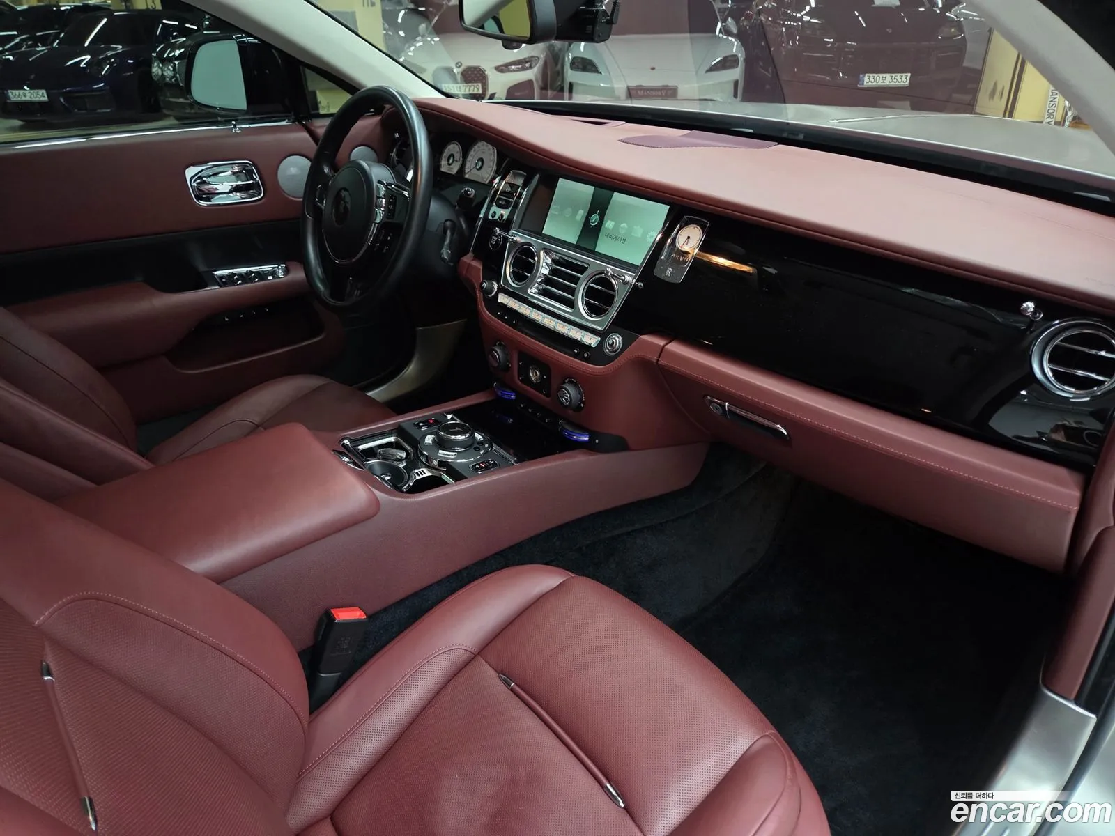 Rolls-Royce Wraith 2016 — 16