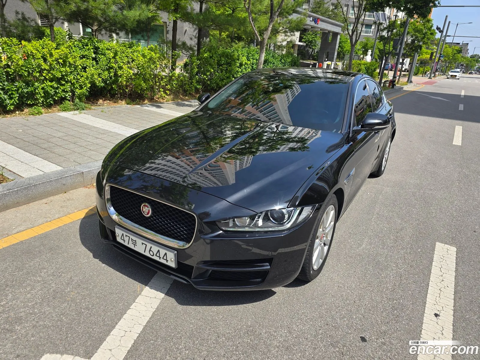 Jaguar XE 2018 — 10
