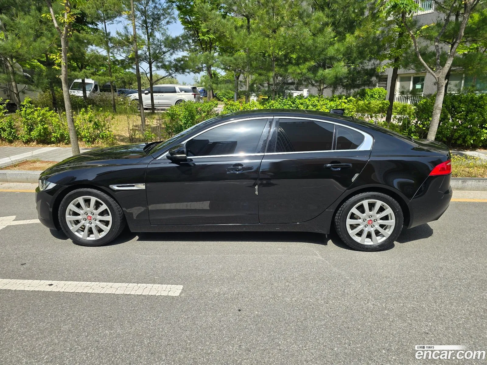 Jaguar XE 2018 — 3