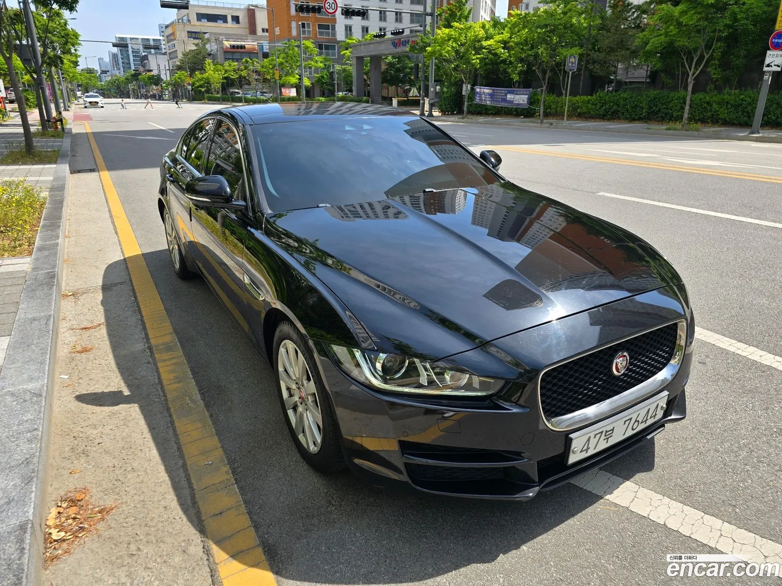 Jaguar XE 2018 — 15