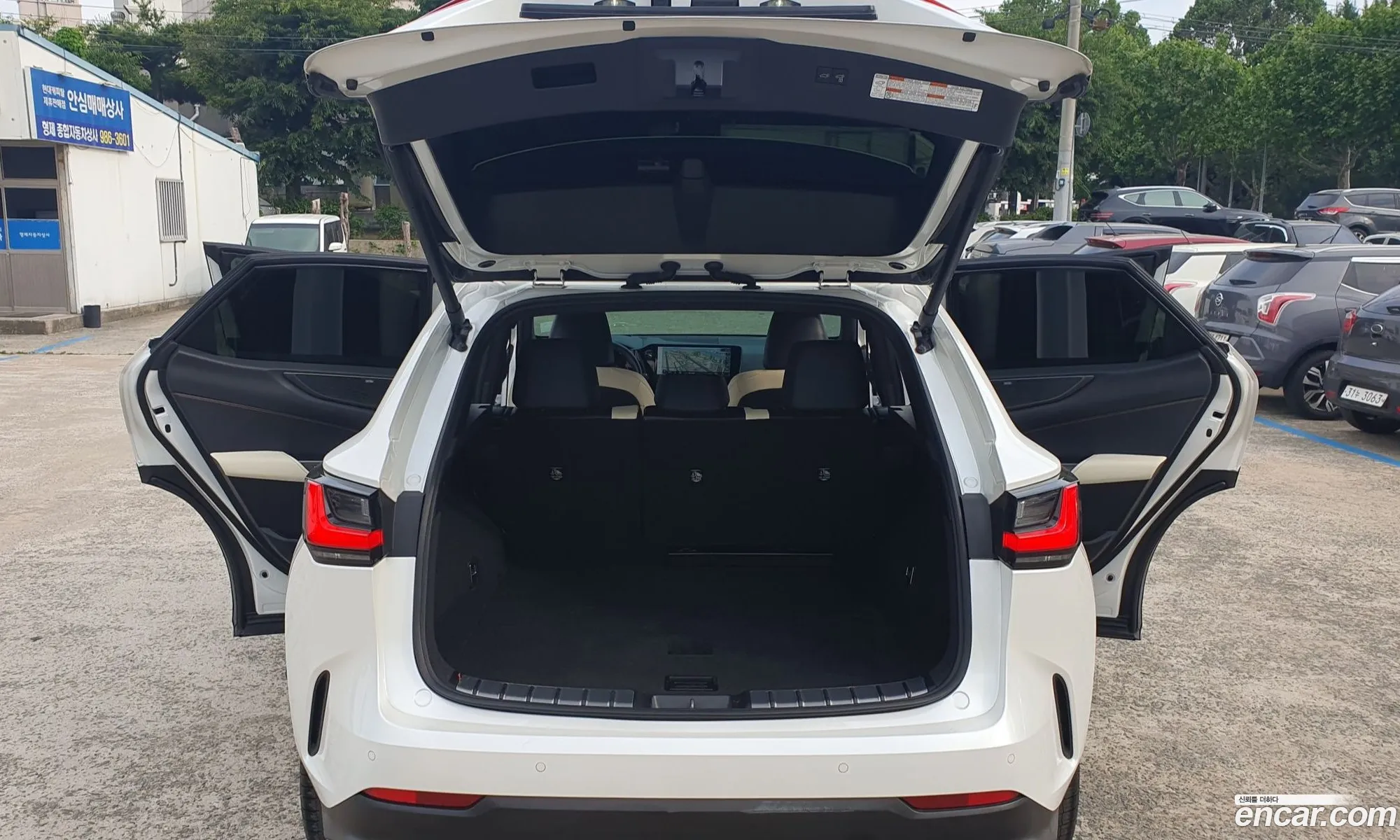 Lexus NX350h 2023 — 2