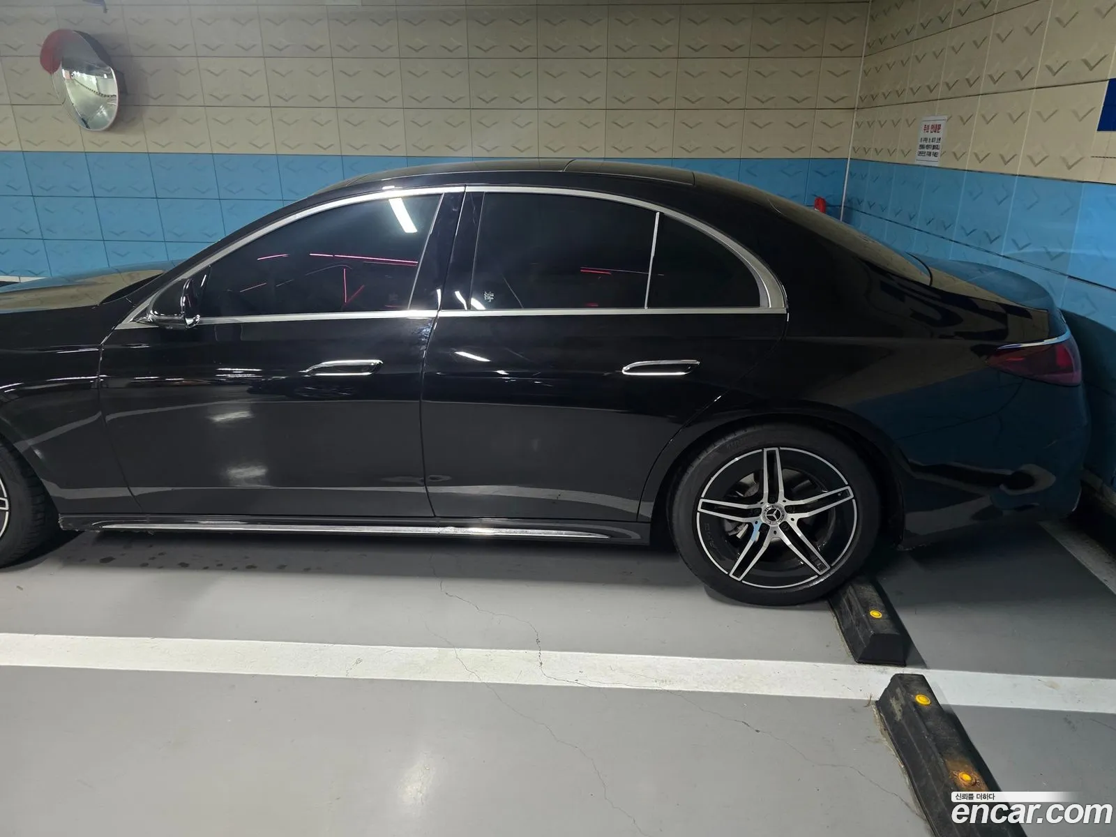 Mercedes-Benz E-Class W214 2025 — 7