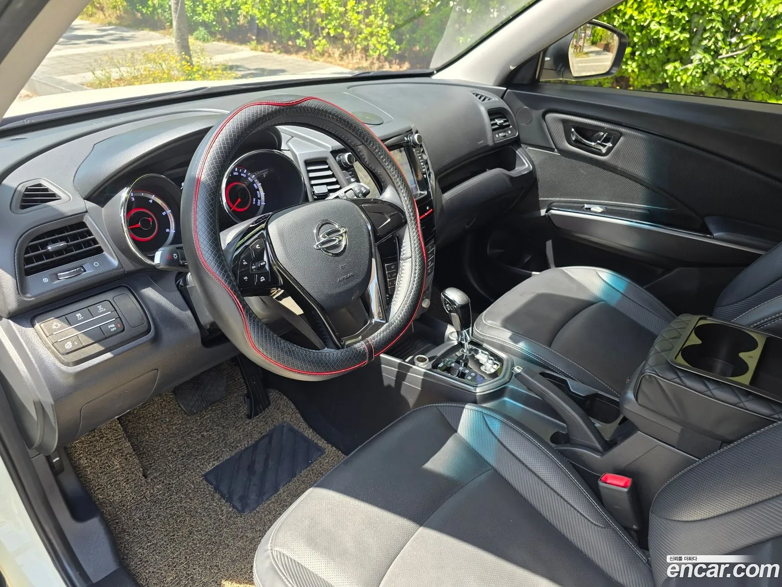 KG Mobility (SsangYong) Tivoli 2017 — 11