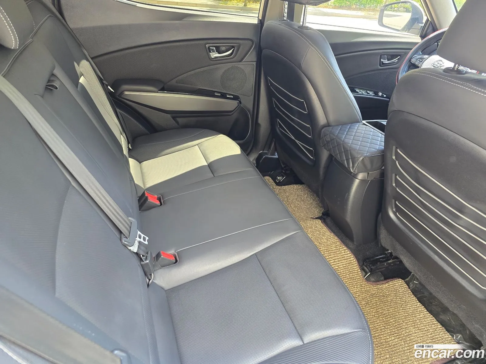 KG Mobility (SsangYong) Tivoli 2017 — 12