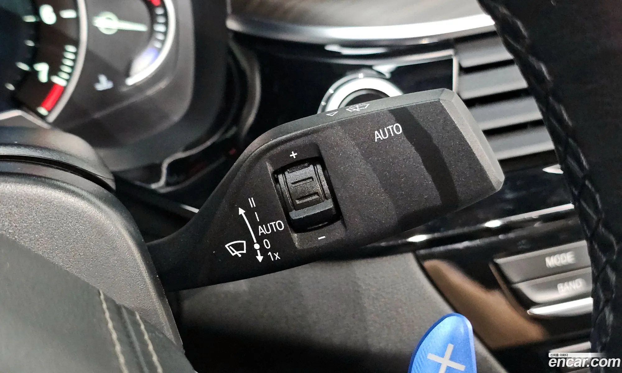 BMW 5 Series 2019 WBAJD3102KB317064 — 32