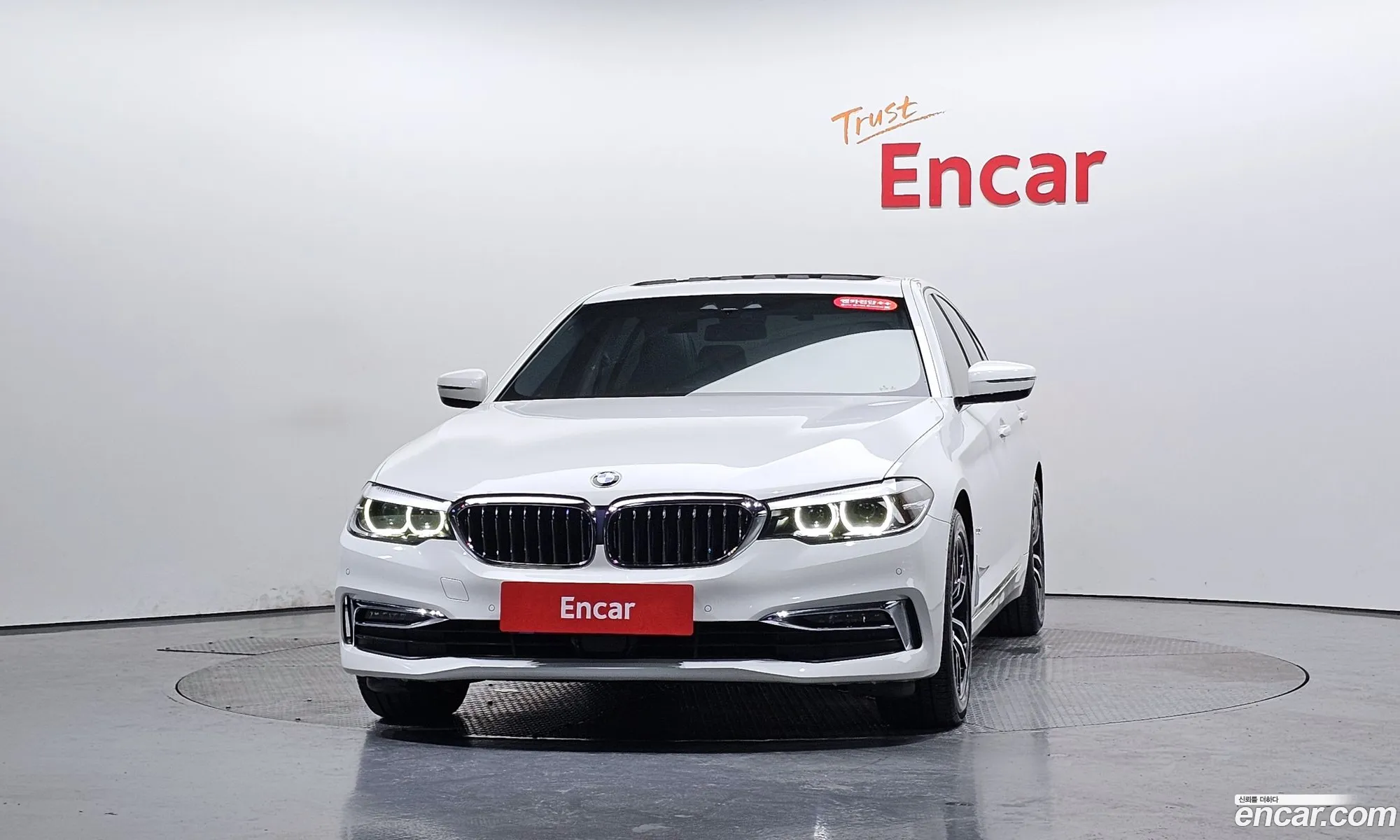 BMW 5 Series 2019 WBAJD3102KB317064 — 19