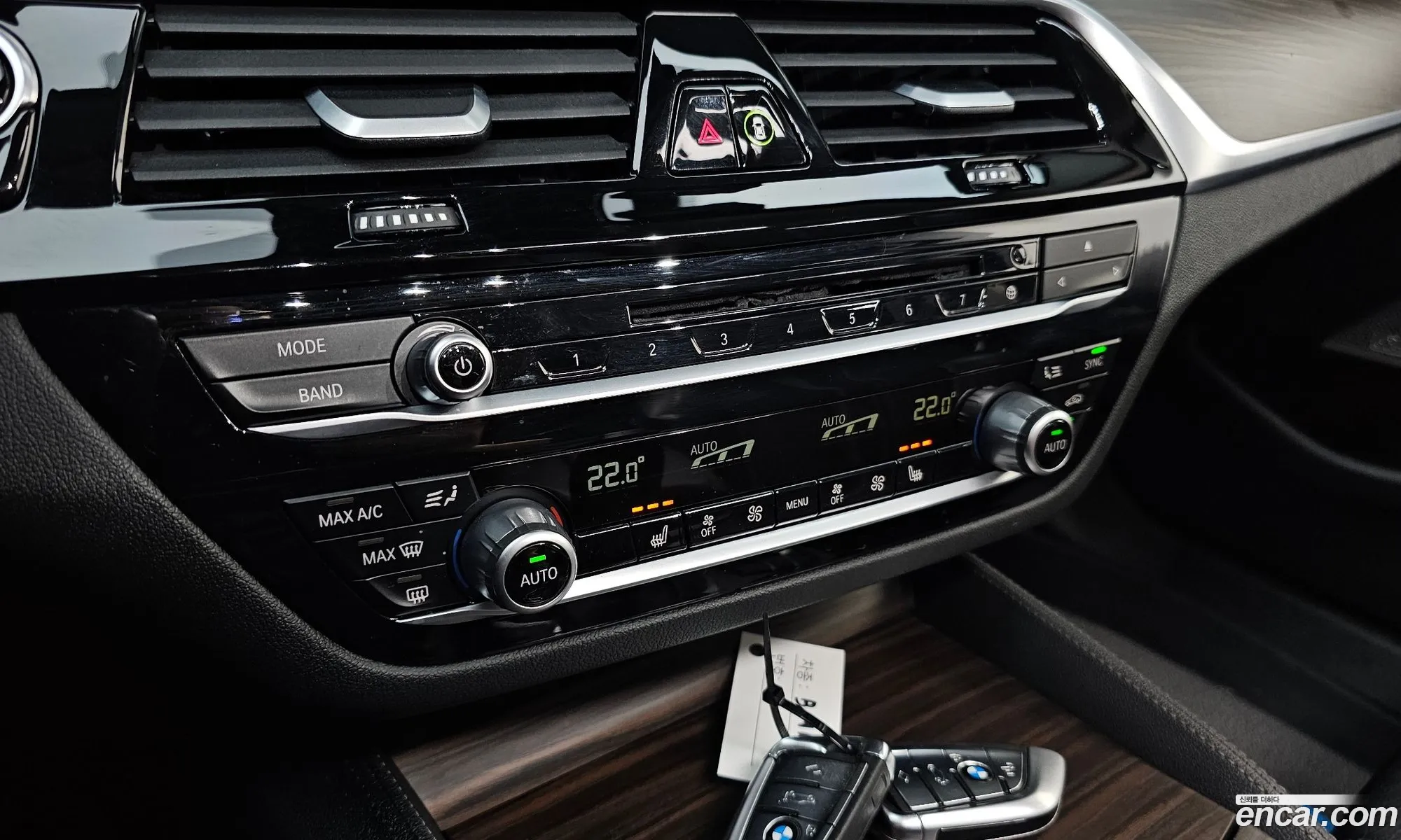 BMW 5 Series 2019 WBAJD3102KB317064 — 14