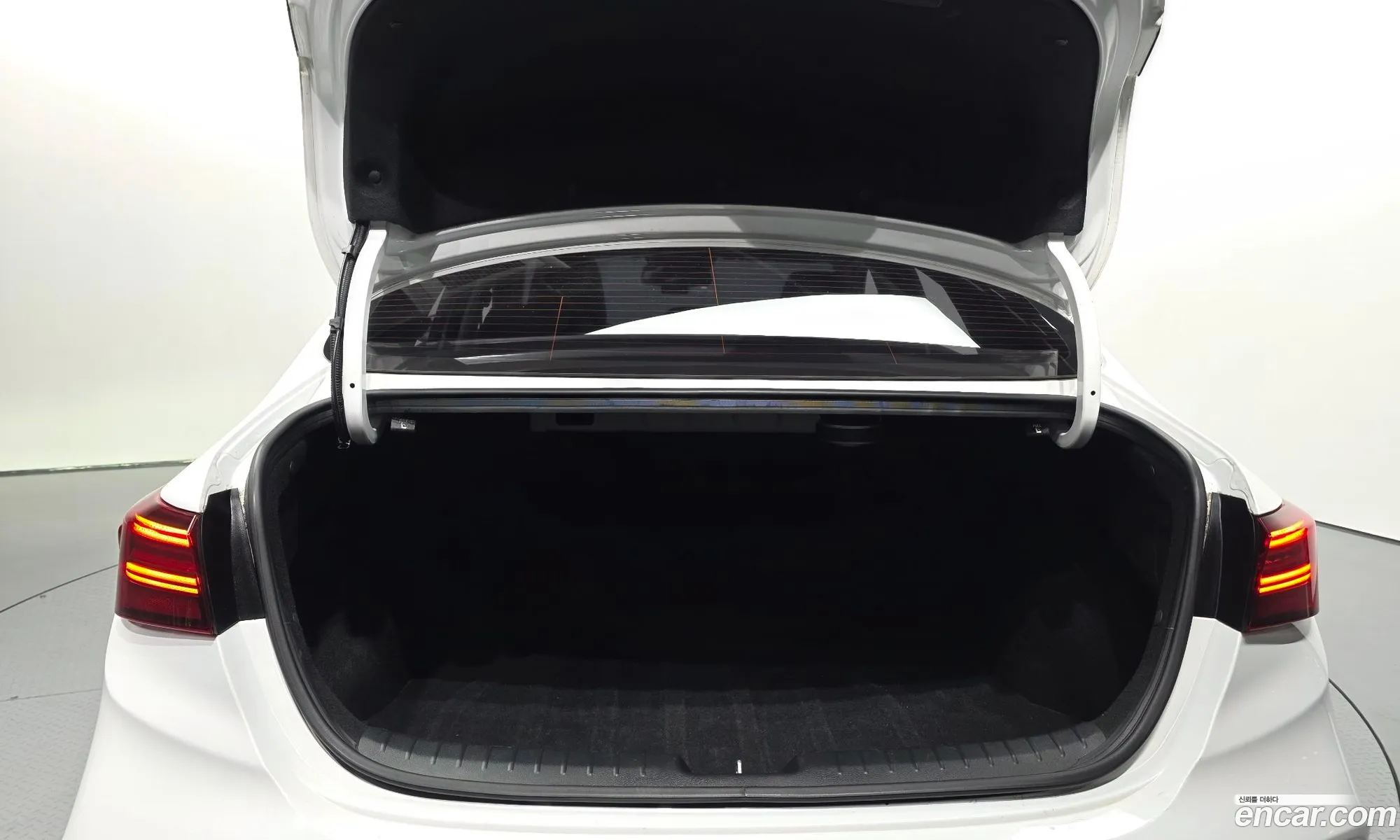 Kia K3 2022 — 25