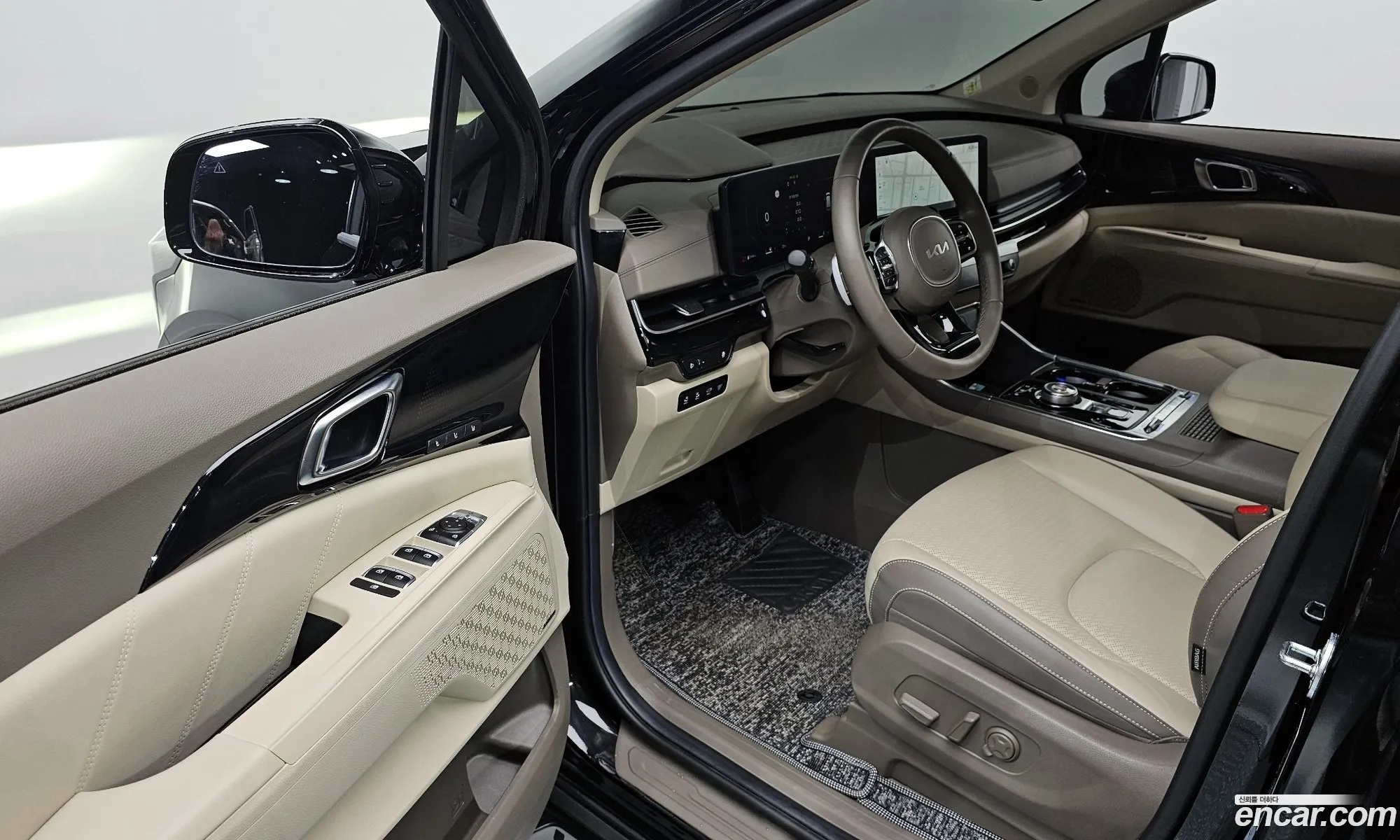 Kia Carnival 2024 — 12