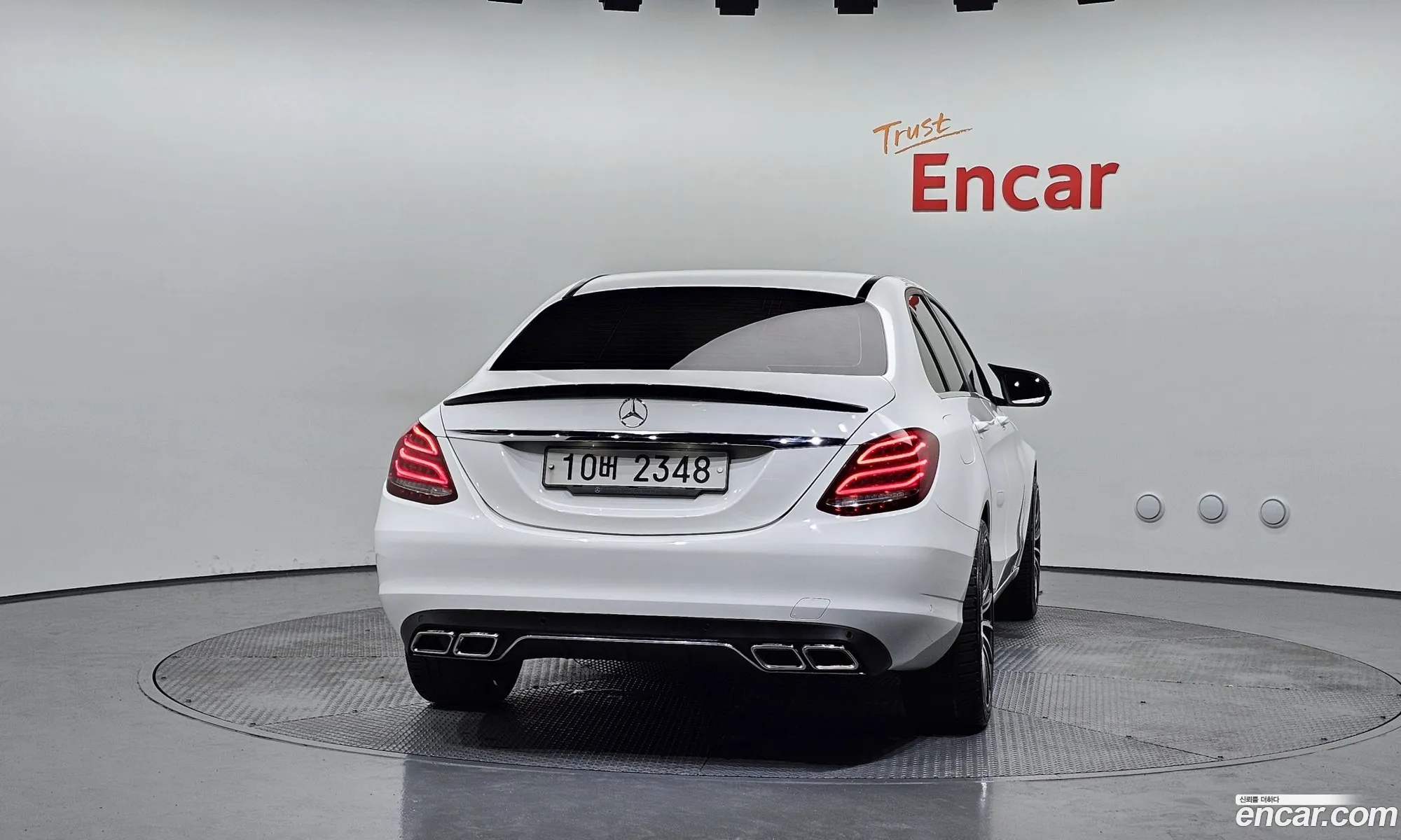 Mercedes-Benz C-Class W205 2017 — 16