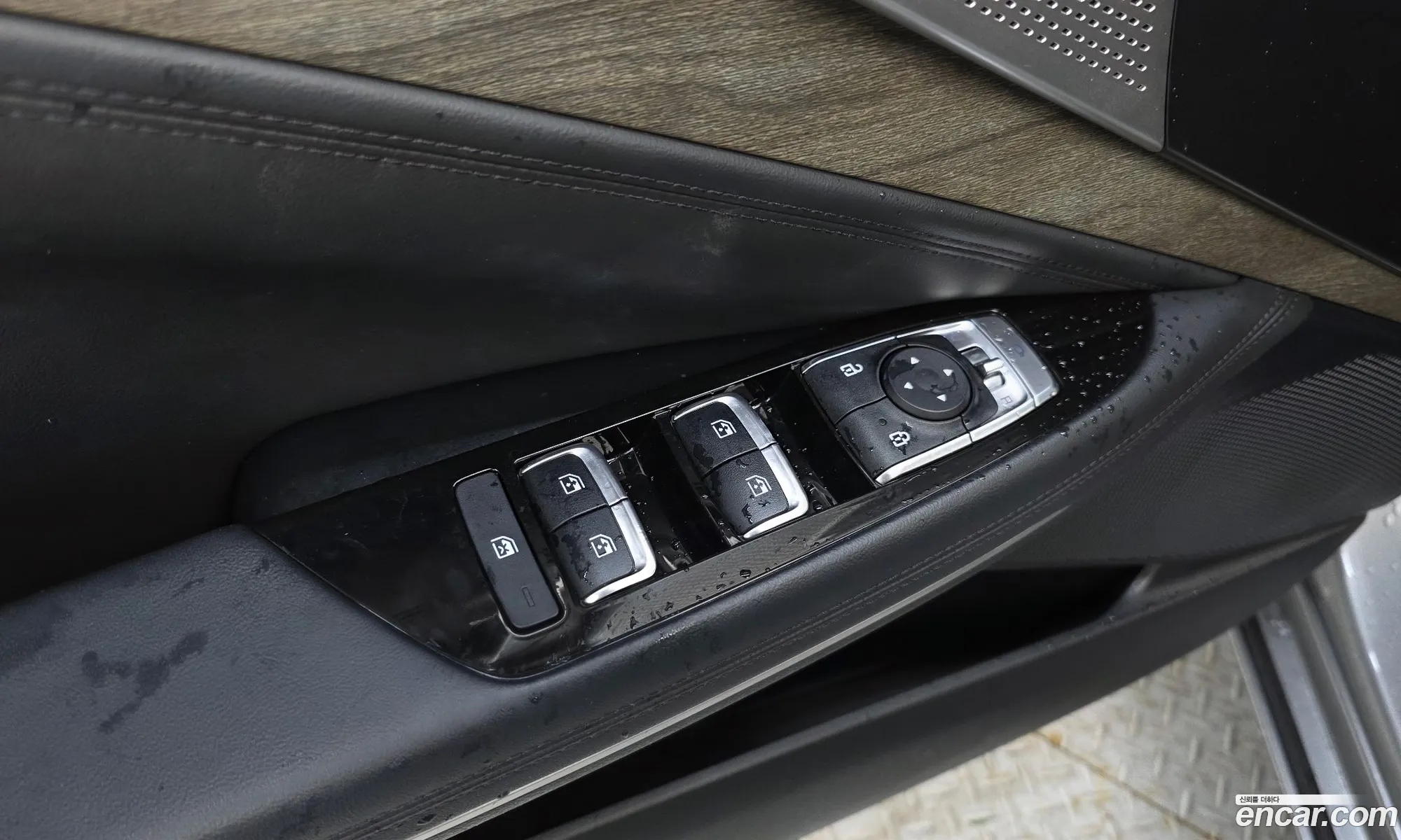 Kia K8 2023 KNAM241BBPA056910 — 25