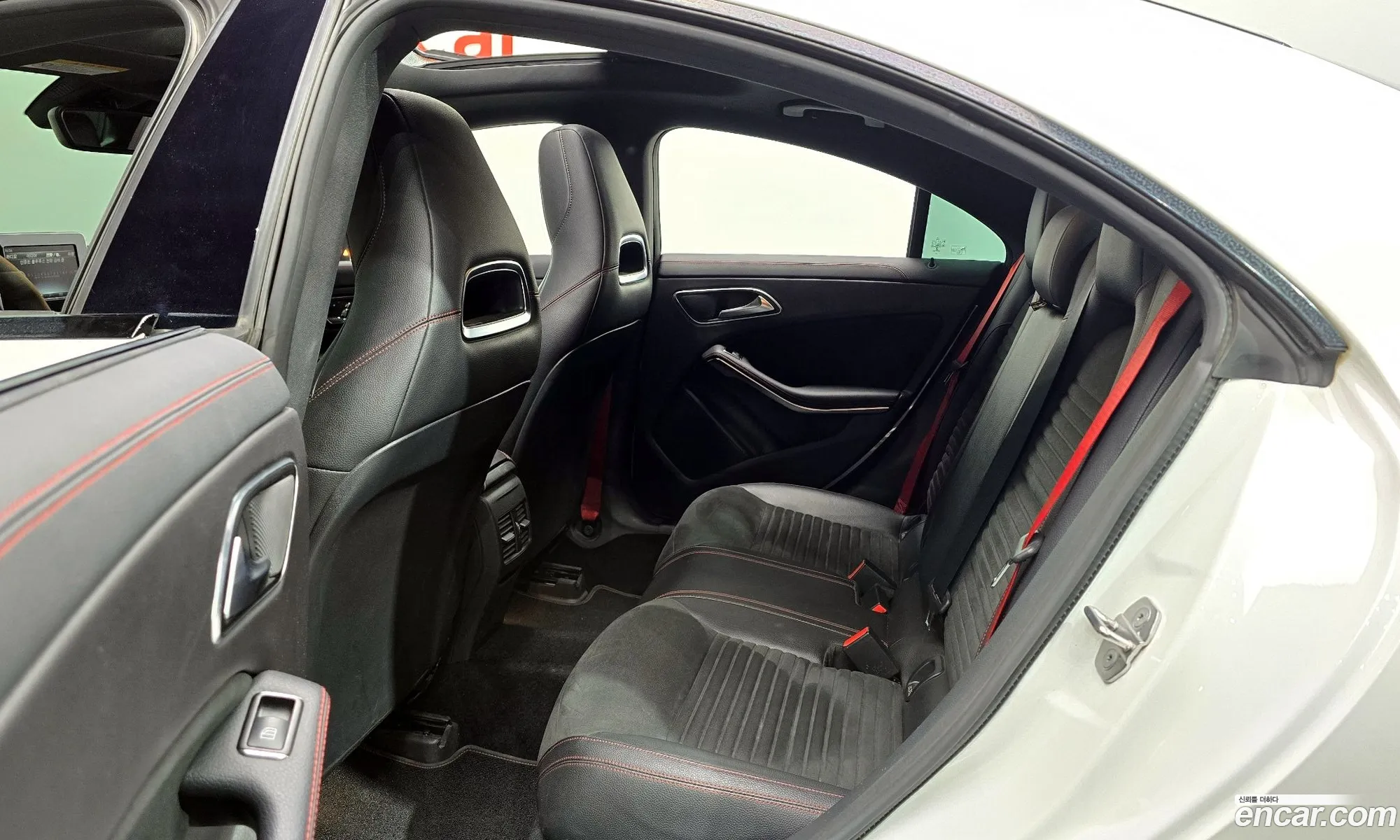 Mercedes-Benz CLA-Class C117 2018 — 18