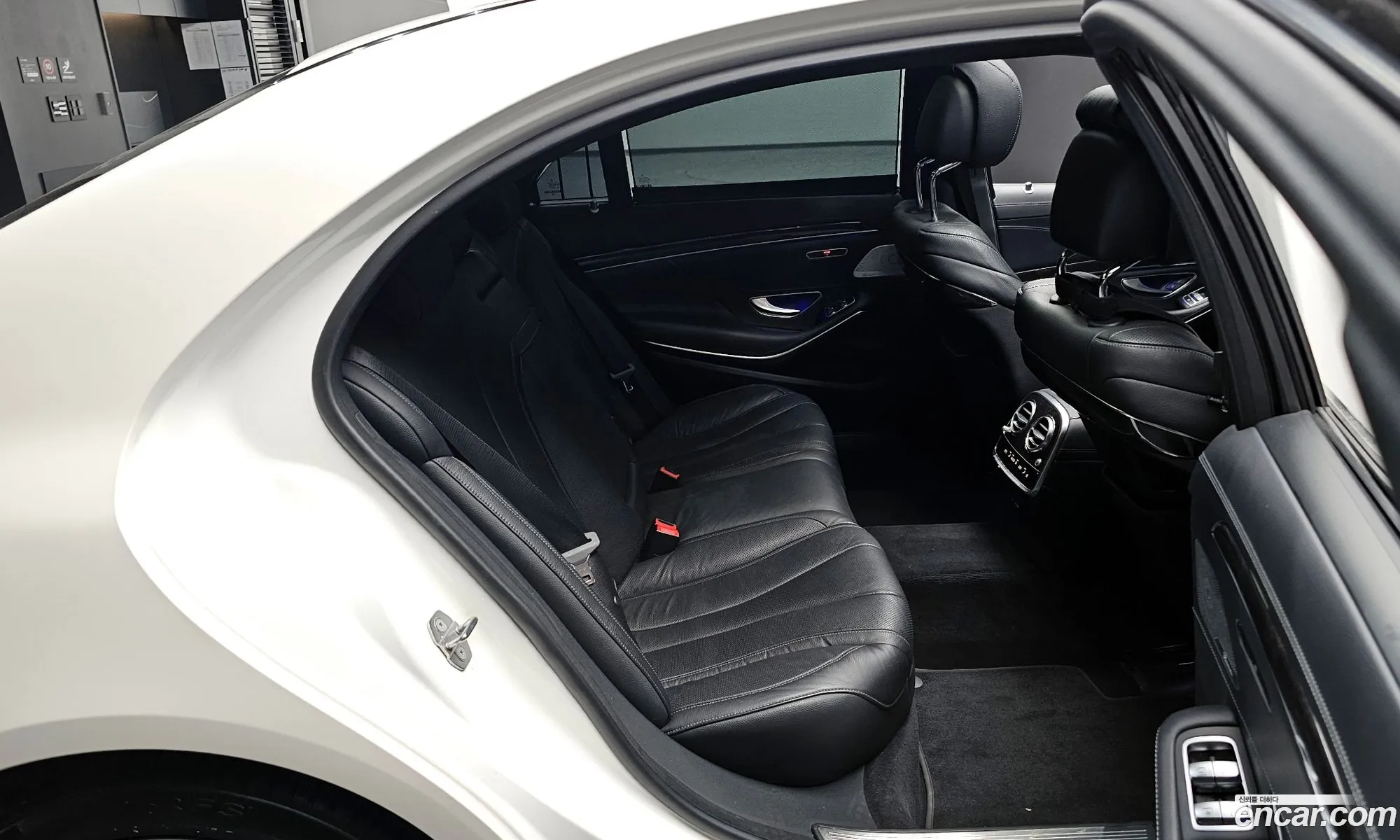 Mercedes-Benz S-Class W222 2019 — 16