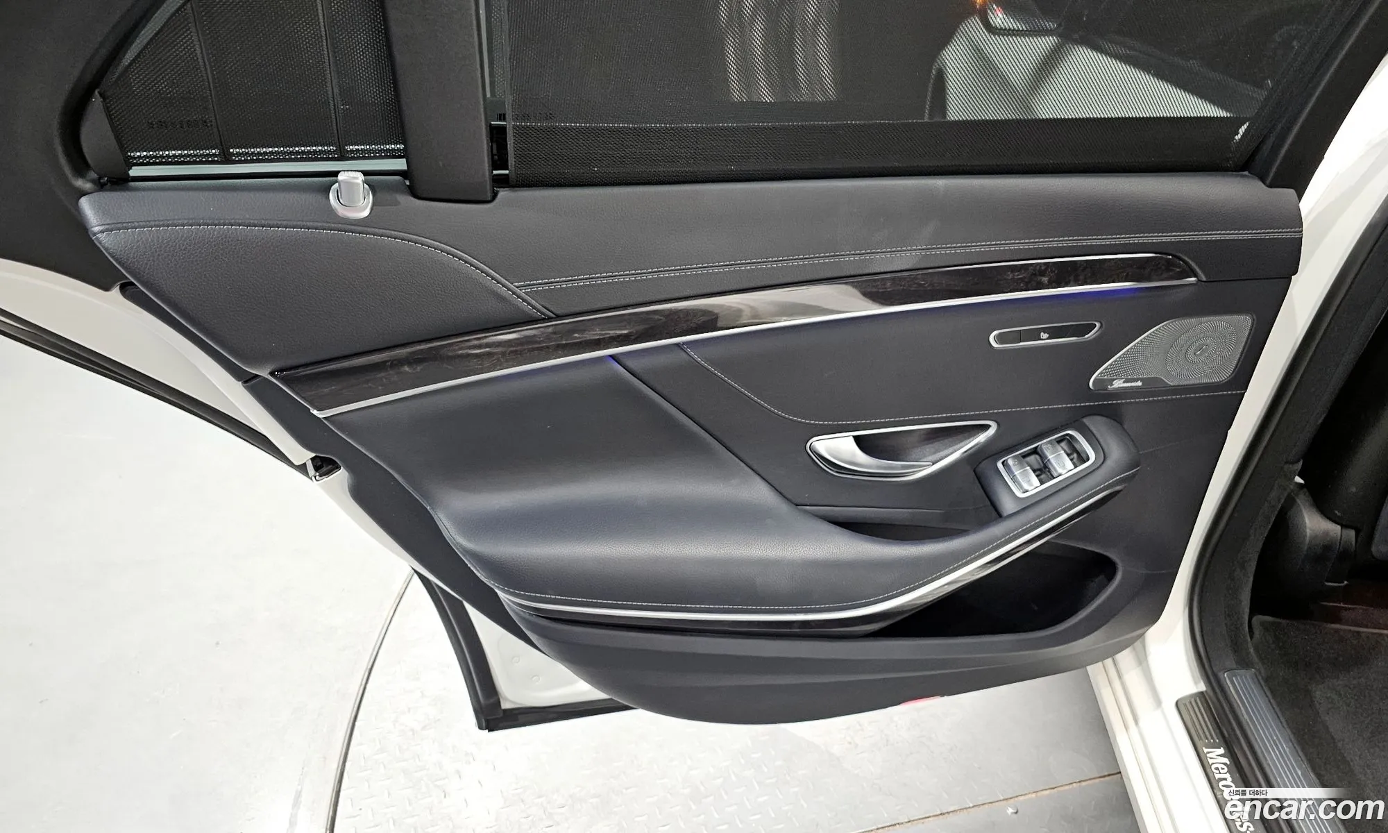 Mercedes-Benz S-Class W222 2019 — 30