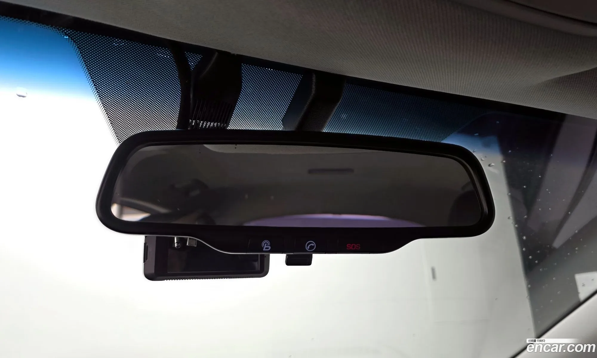 Hyundai Ioniq Electric 2016 — 26