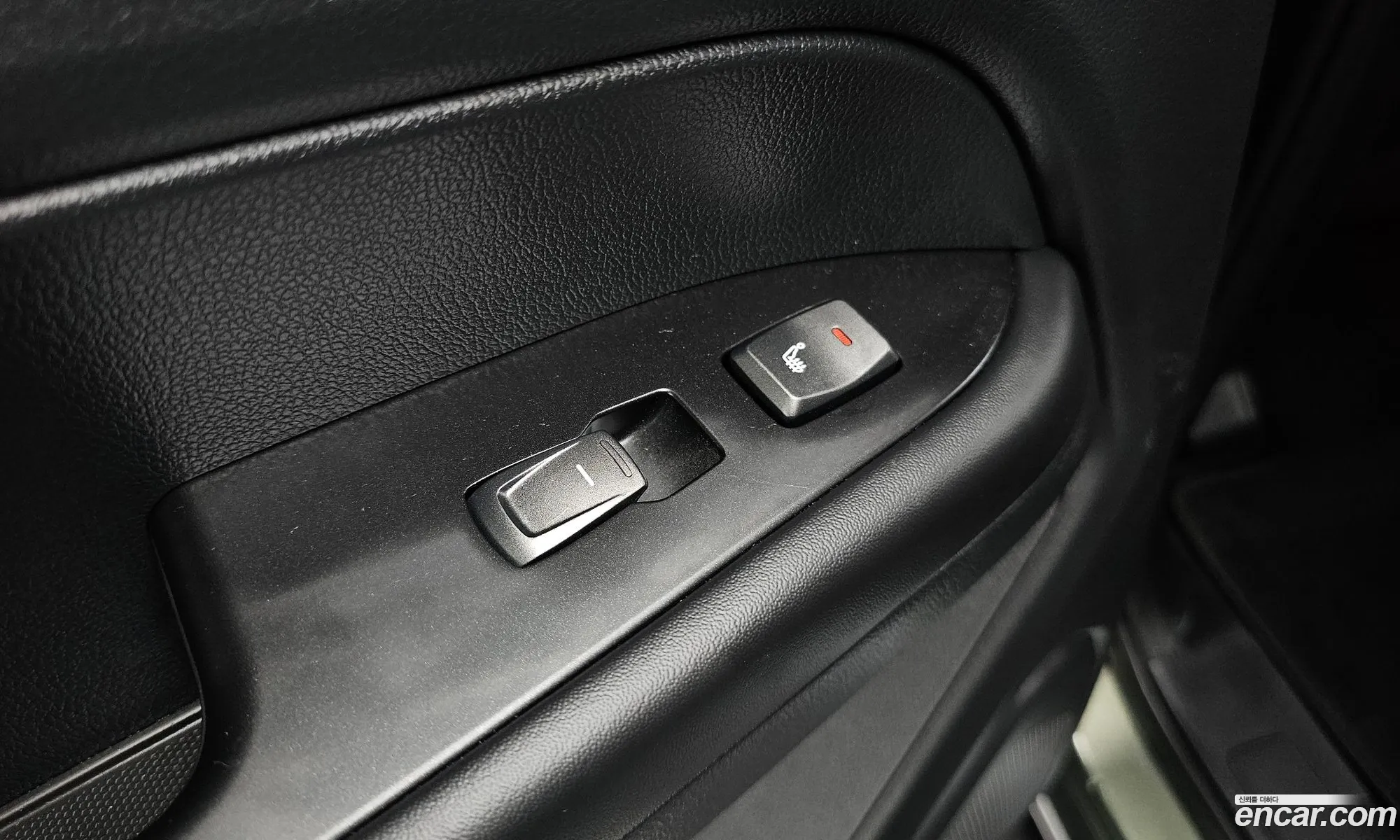 KG Mobility (SsangYong) Rexton Sports Khan 2023 — 14