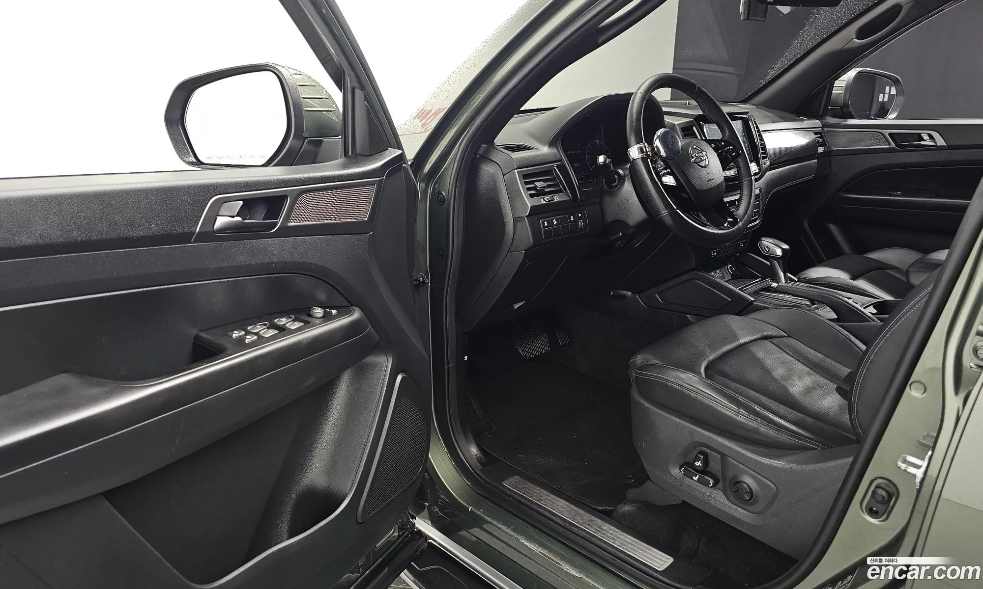 KG Mobility (SsangYong) Rexton Sports Khan 2023 — 5