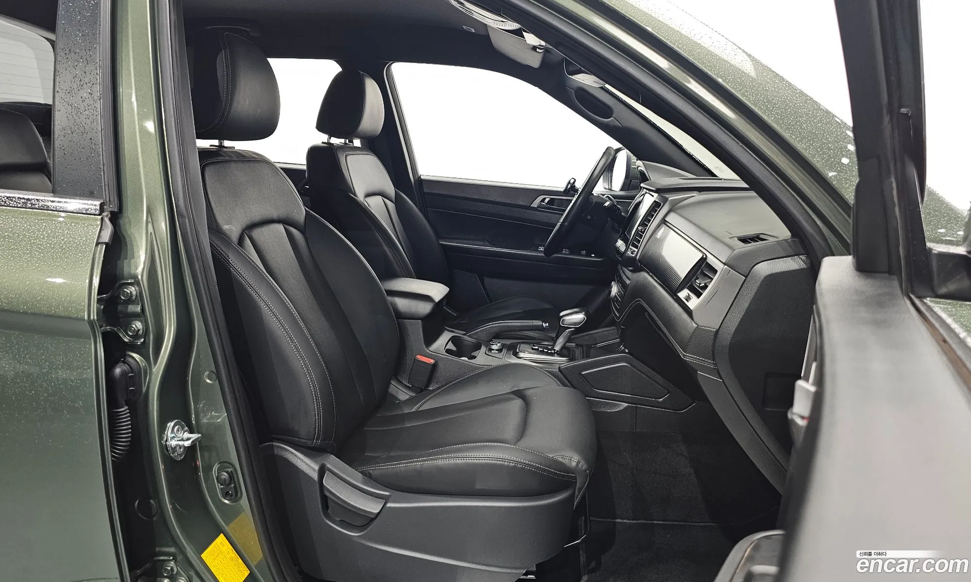 KG Mobility (SsangYong) Rexton Sports Khan 2023 — 13