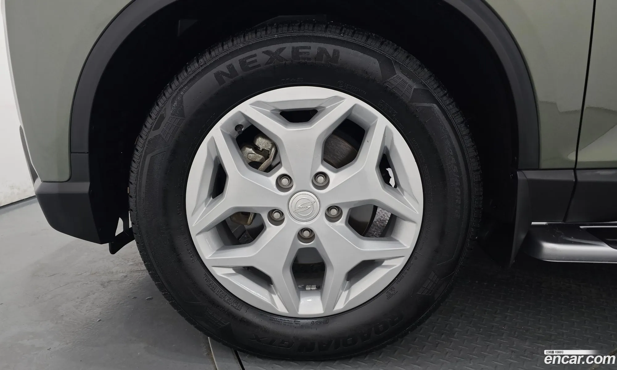 KG Mobility (SsangYong) Rexton Sports Khan 2023 — 12