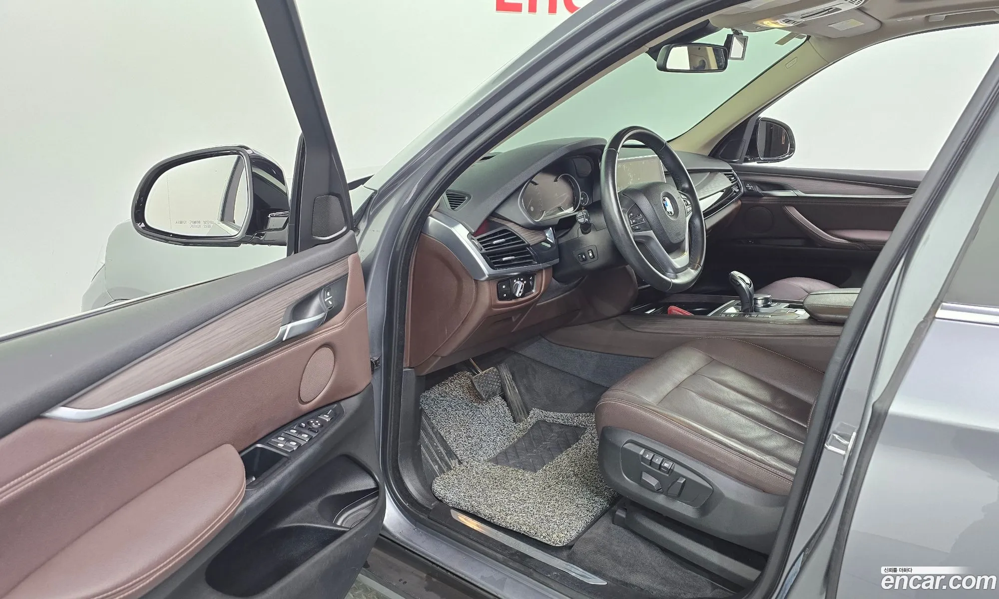 BMW X5 2017 — 2
