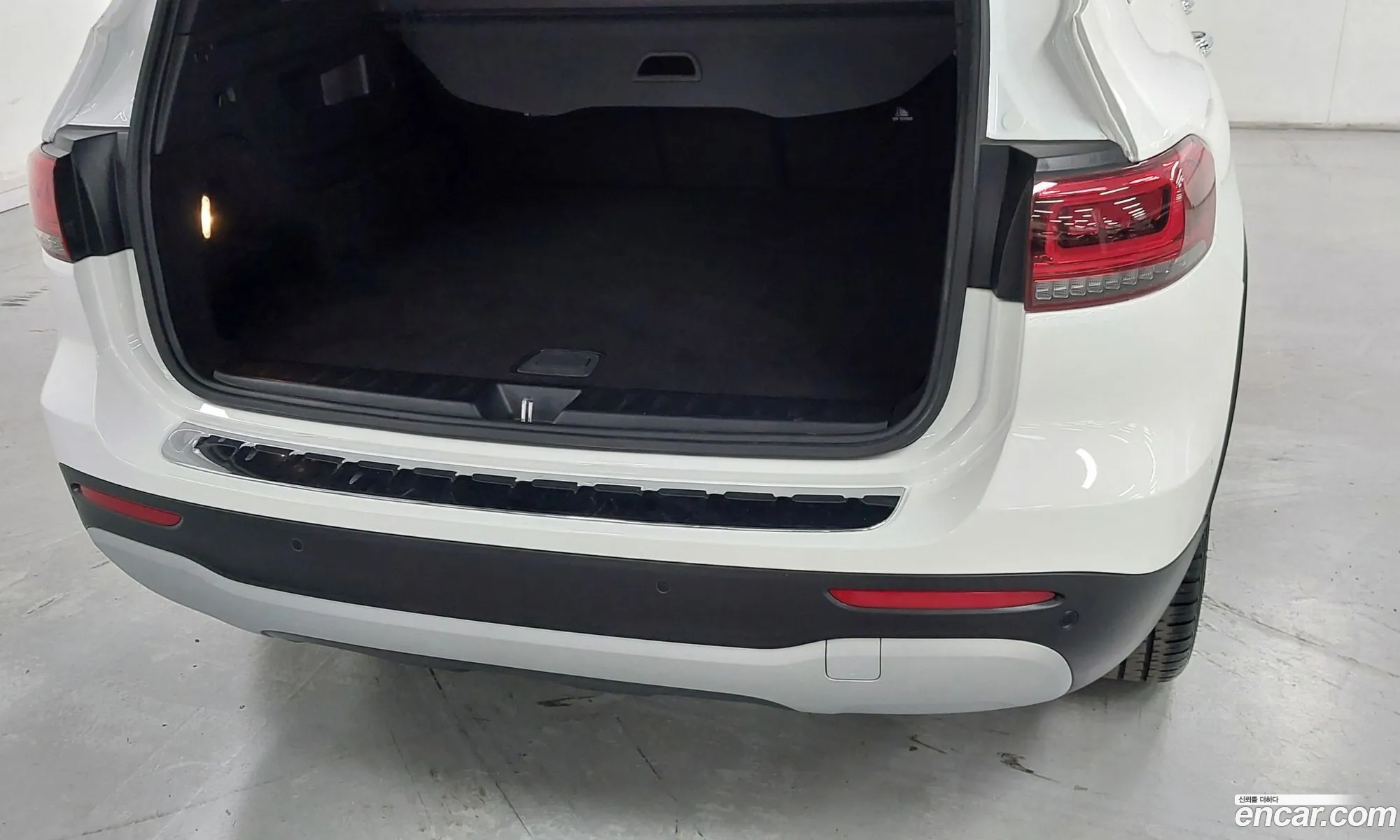 Mercedes-Benz GLB-Class X247 2021 — 15
