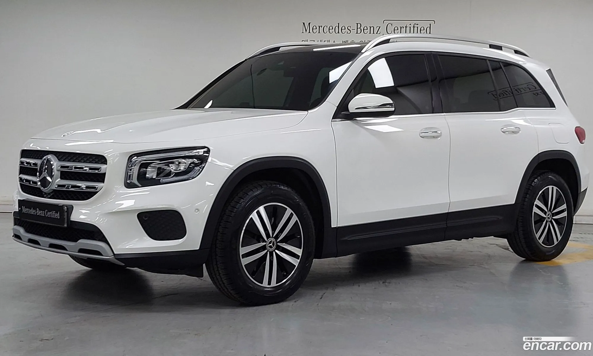 Mercedes-Benz GLB-Class X247 2021 — 14