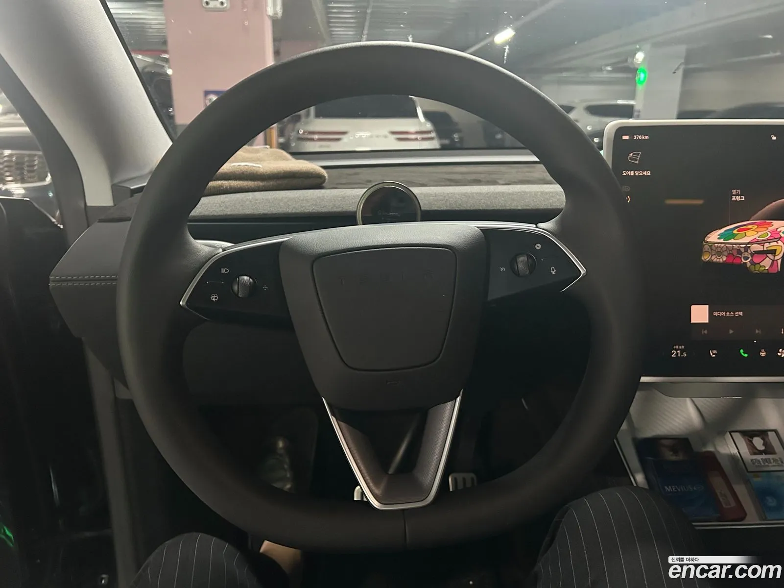 Tesla Model Y 2025 — 13