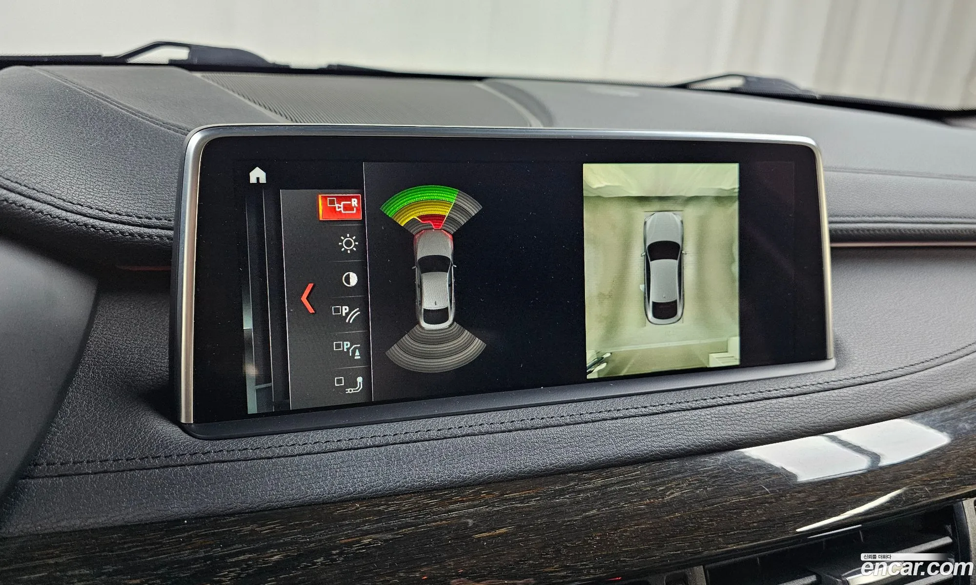 BMW X6 2018 — 22
