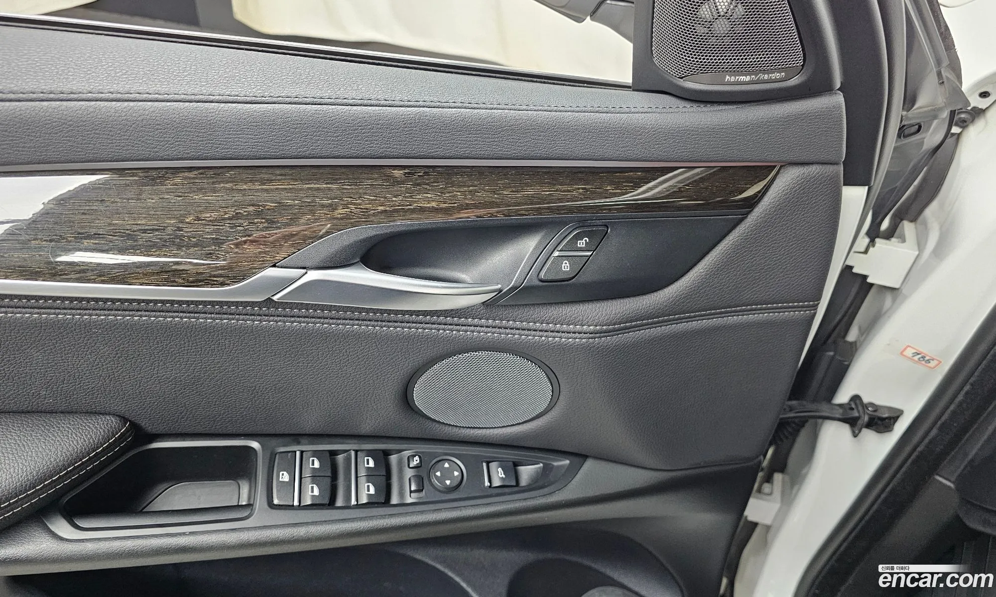 BMW X6 2018 — 14