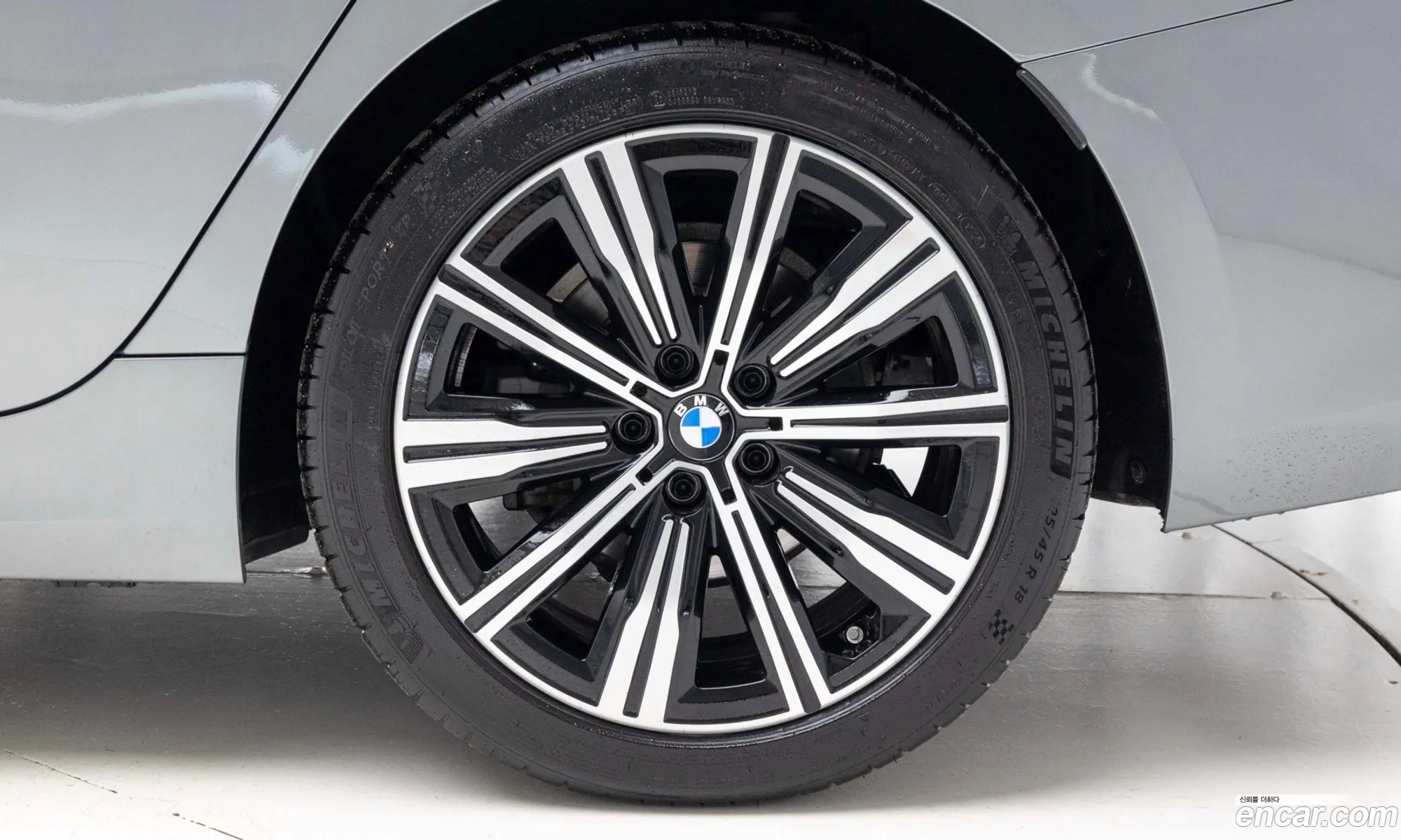 BMW 3 Series 2025 — 6