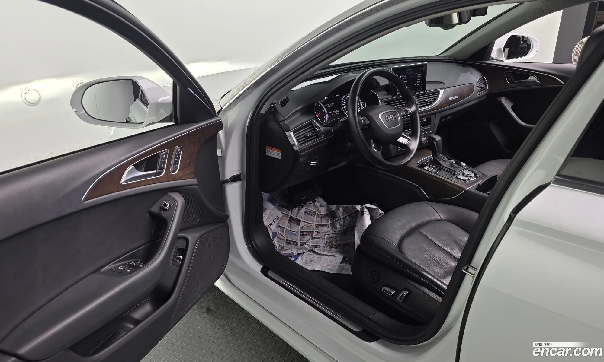 Audi A6 2016 WAUZZZ4G1GN116696 — 3