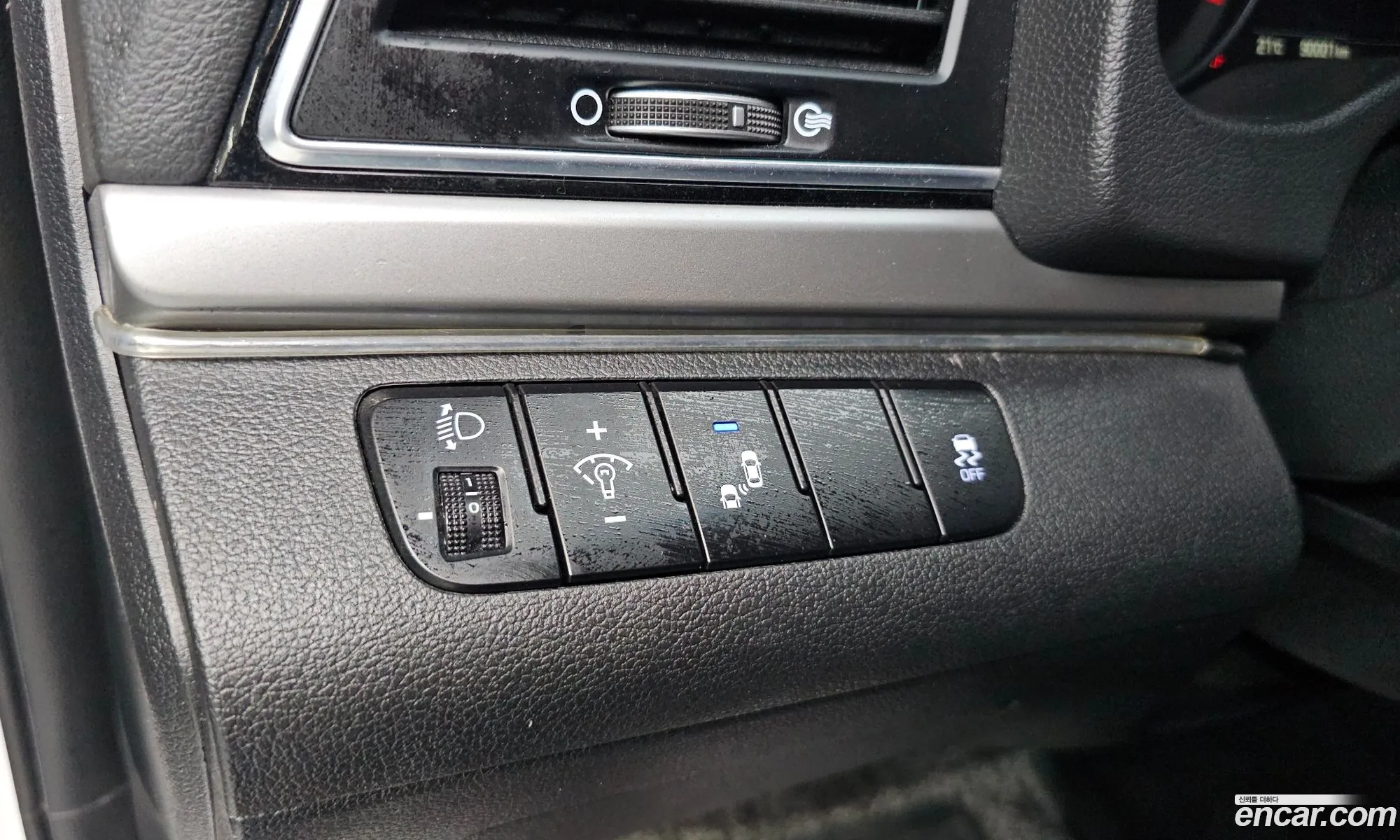 Hyundai Elantra AD 2016 — 6