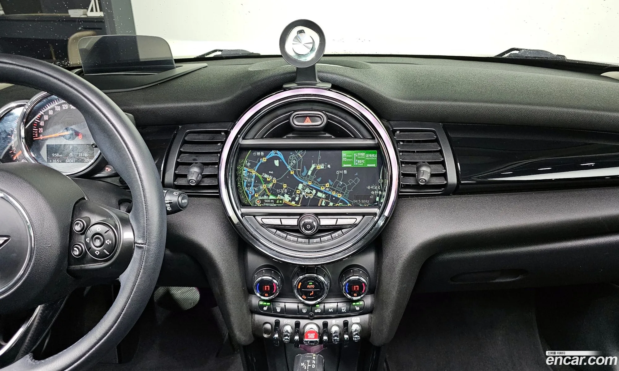 Mini Cooper 2018 WMWXU1100J2H33520 — 2