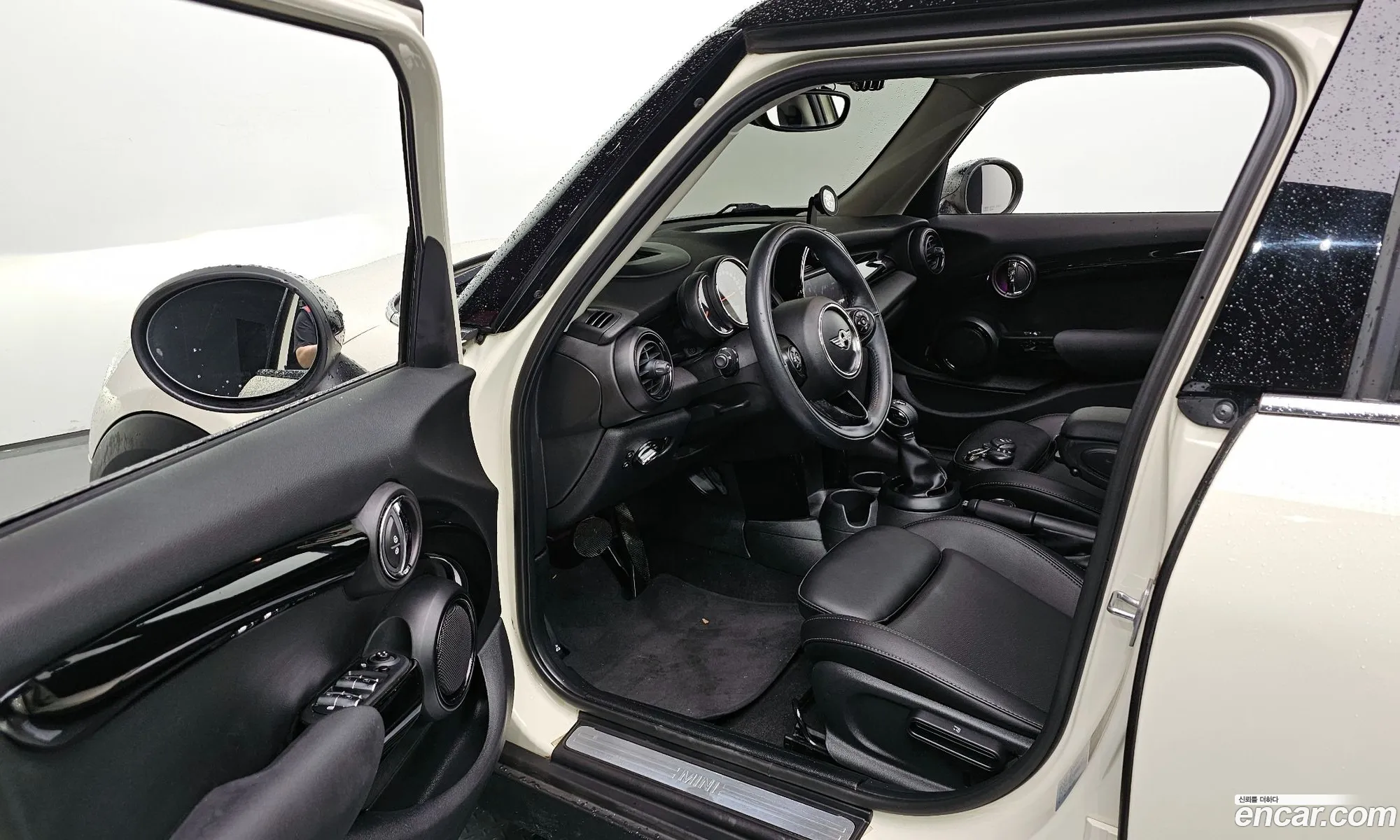 Mini Cooper 2018 WMWXU1100J2H33520 — 16