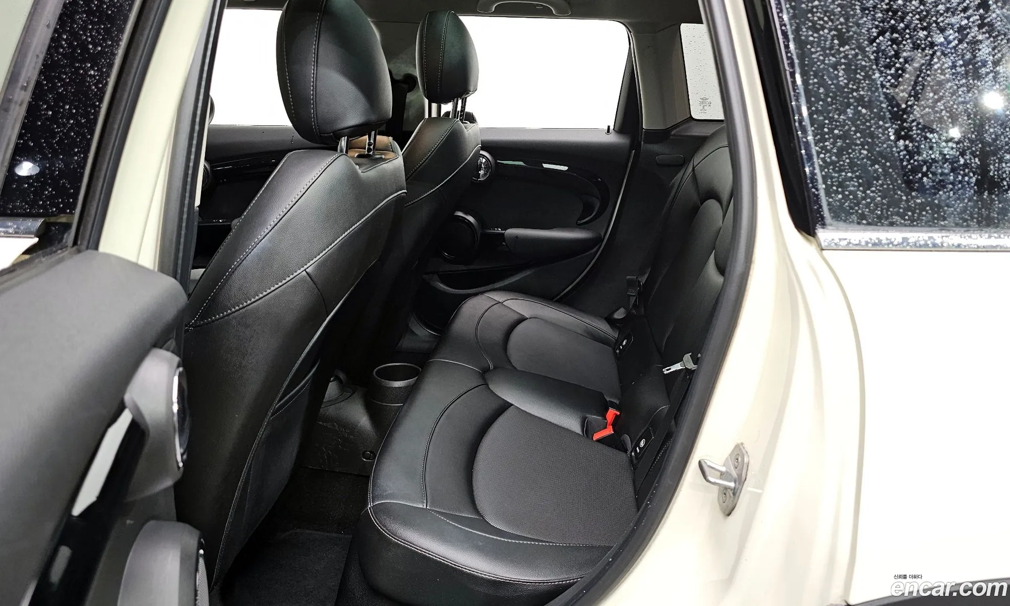 Mini Cooper 2018 WMWXU1100J2H33520 — 4