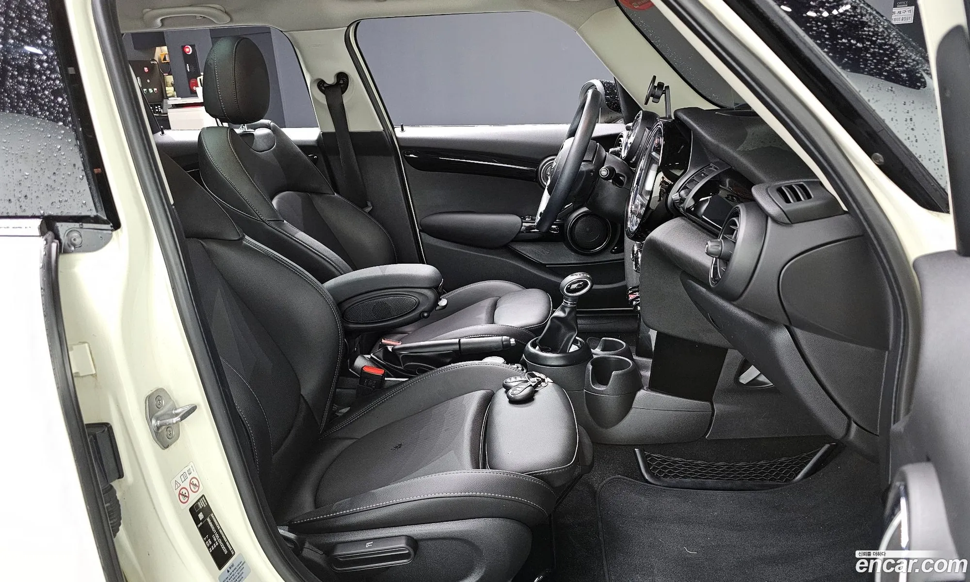 Mini Cooper 2018 WMWXU1100J2H33520 — 17