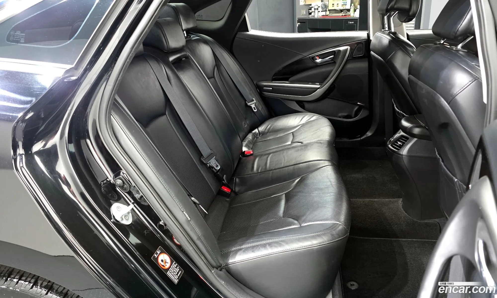 Hyundai Grandeur HG 2014 — 19